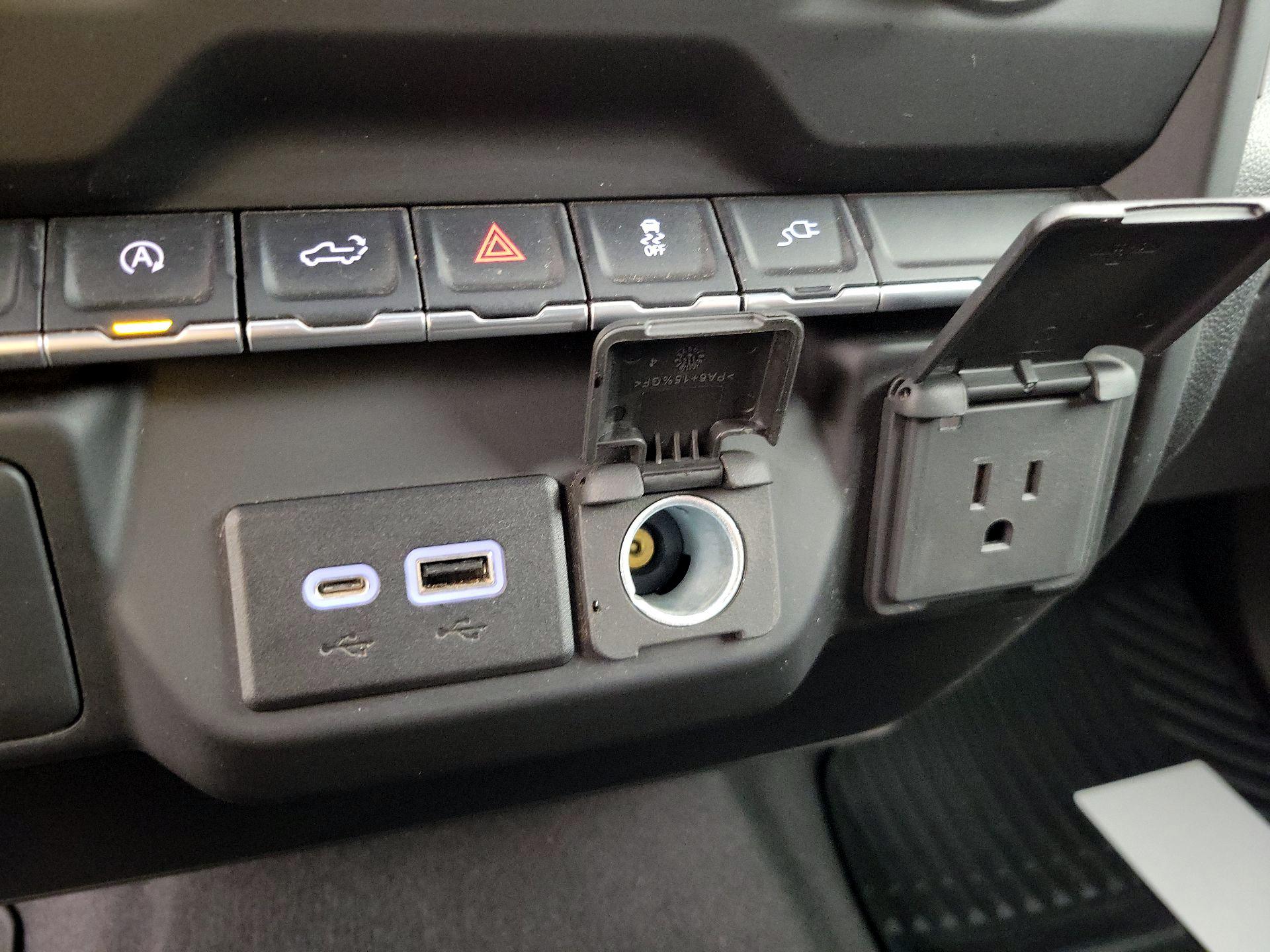 Thumbnail: 2022 Chevrolet Silverado 1500 - 18