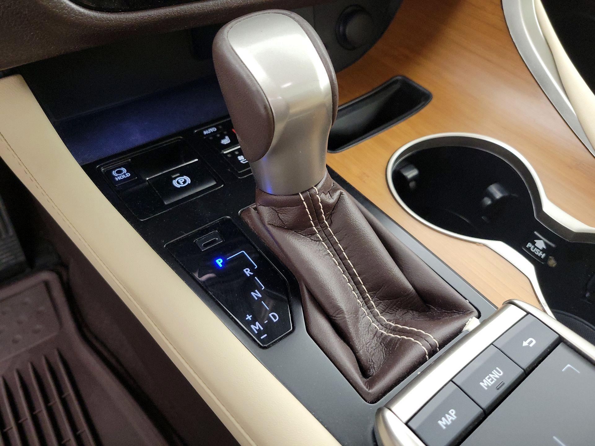 Thumbnail: 2020 Lexus RX - 18