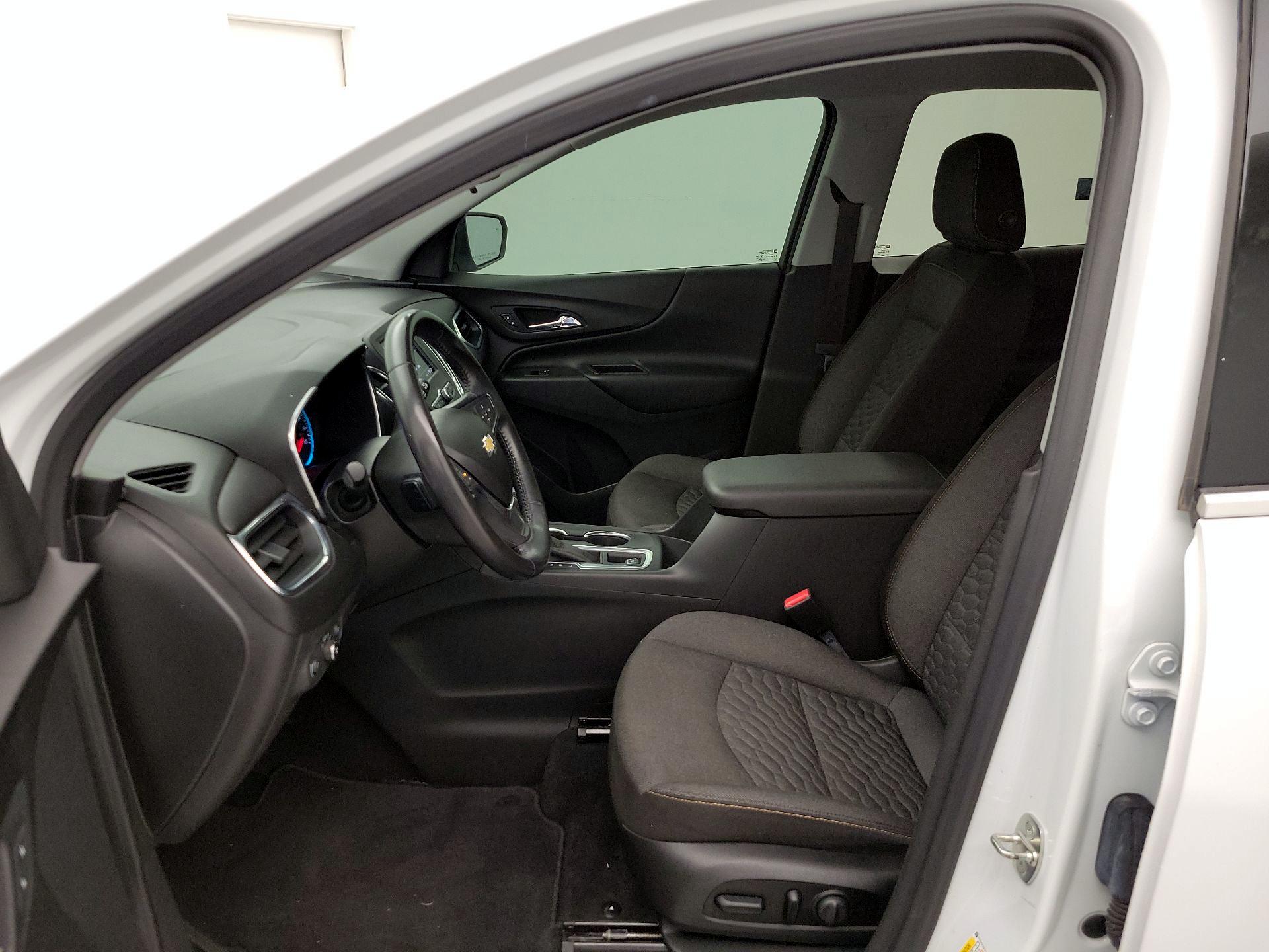 Thumbnail: 2020 Chevrolet Equinox - 11