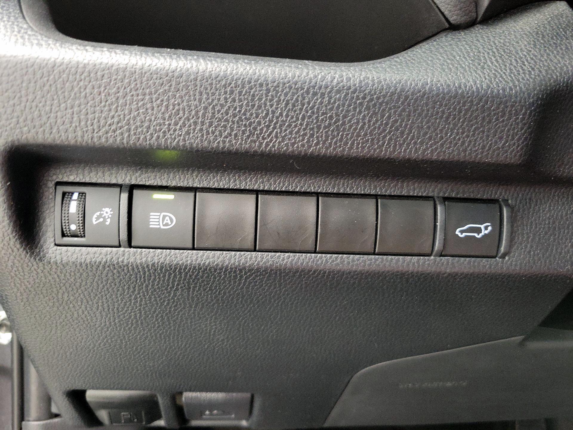 Thumbnail: 2023 Toyota RAV4 - 13