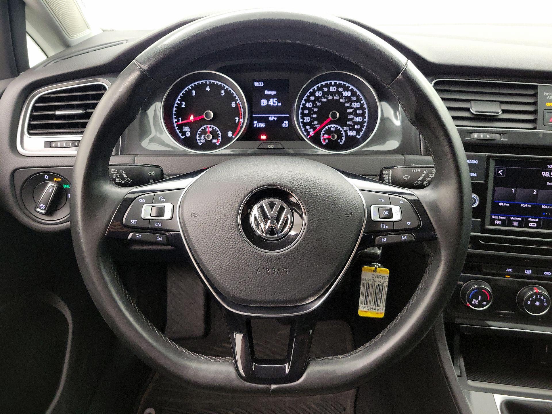 Thumbnail: 2018 Volkswagen Golf - 10