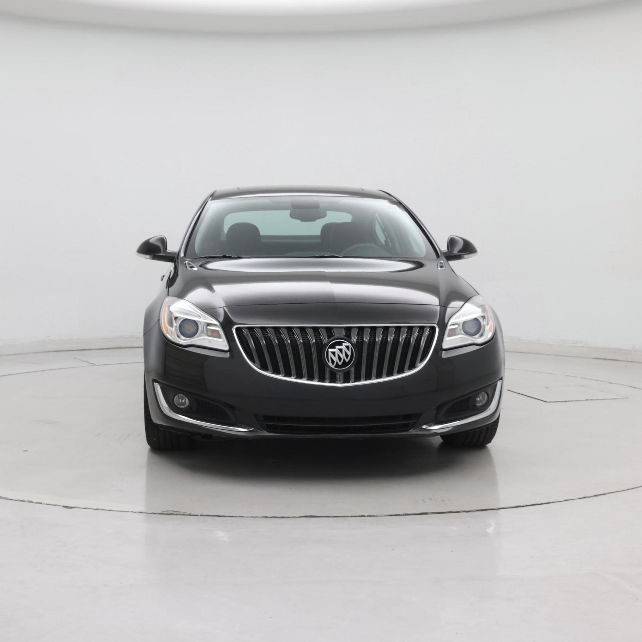 Thumbnail: 2015 Buick Regal - 5