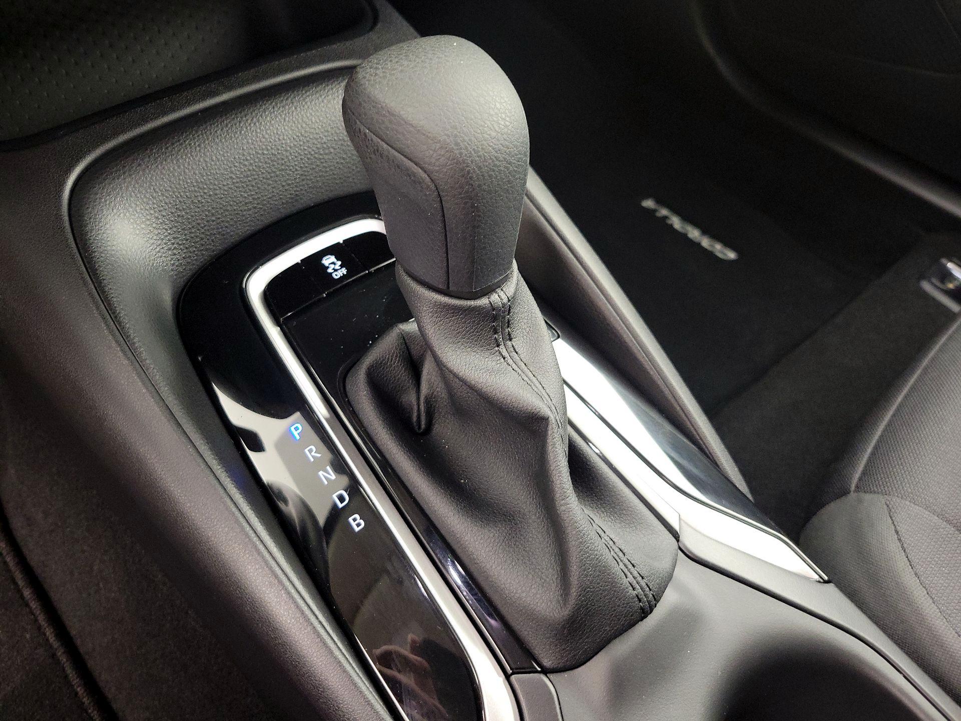 Thumbnail: 2025 Toyota Corolla - 17