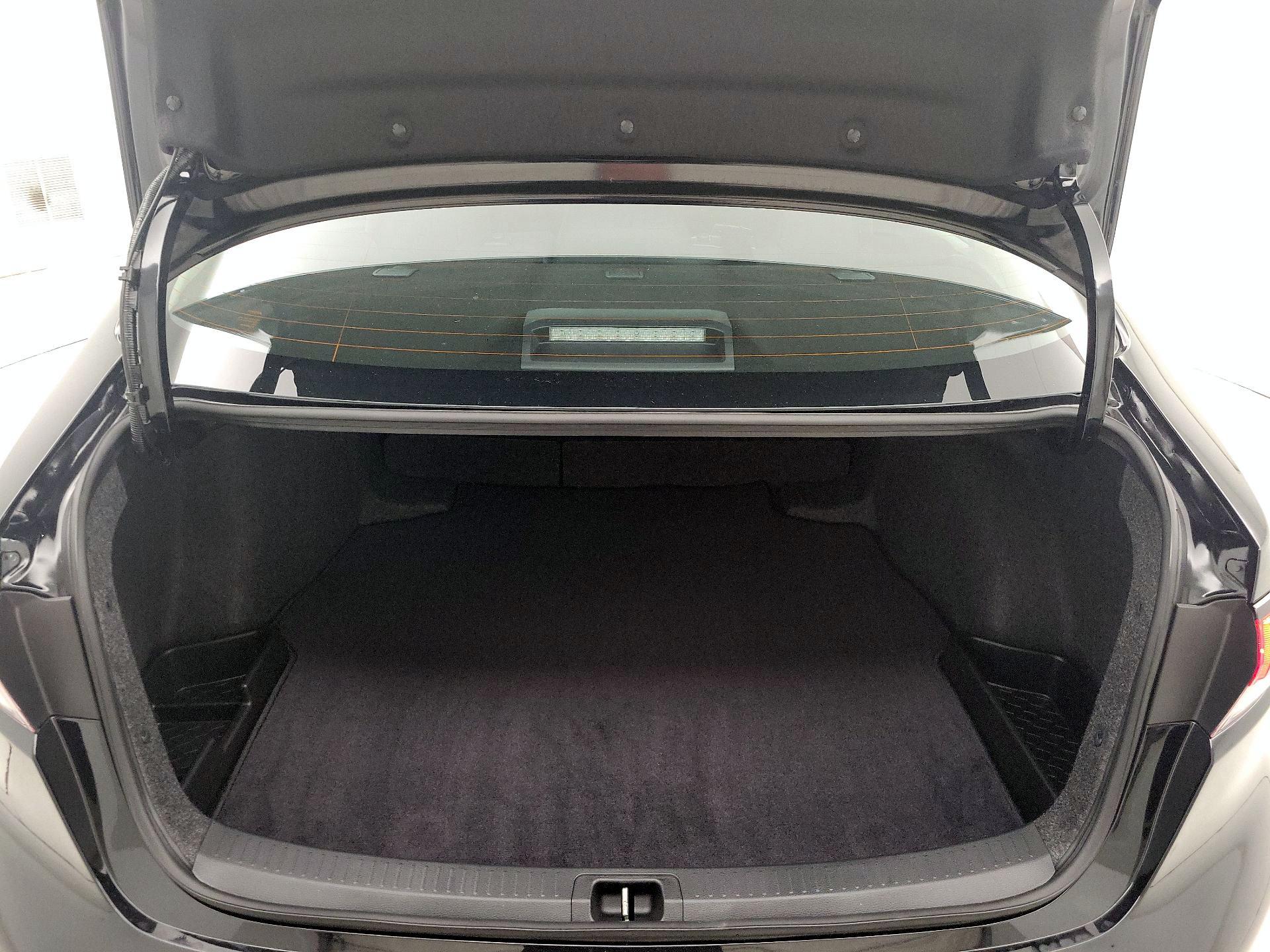 Thumbnail: 2025 Toyota Corolla - 20