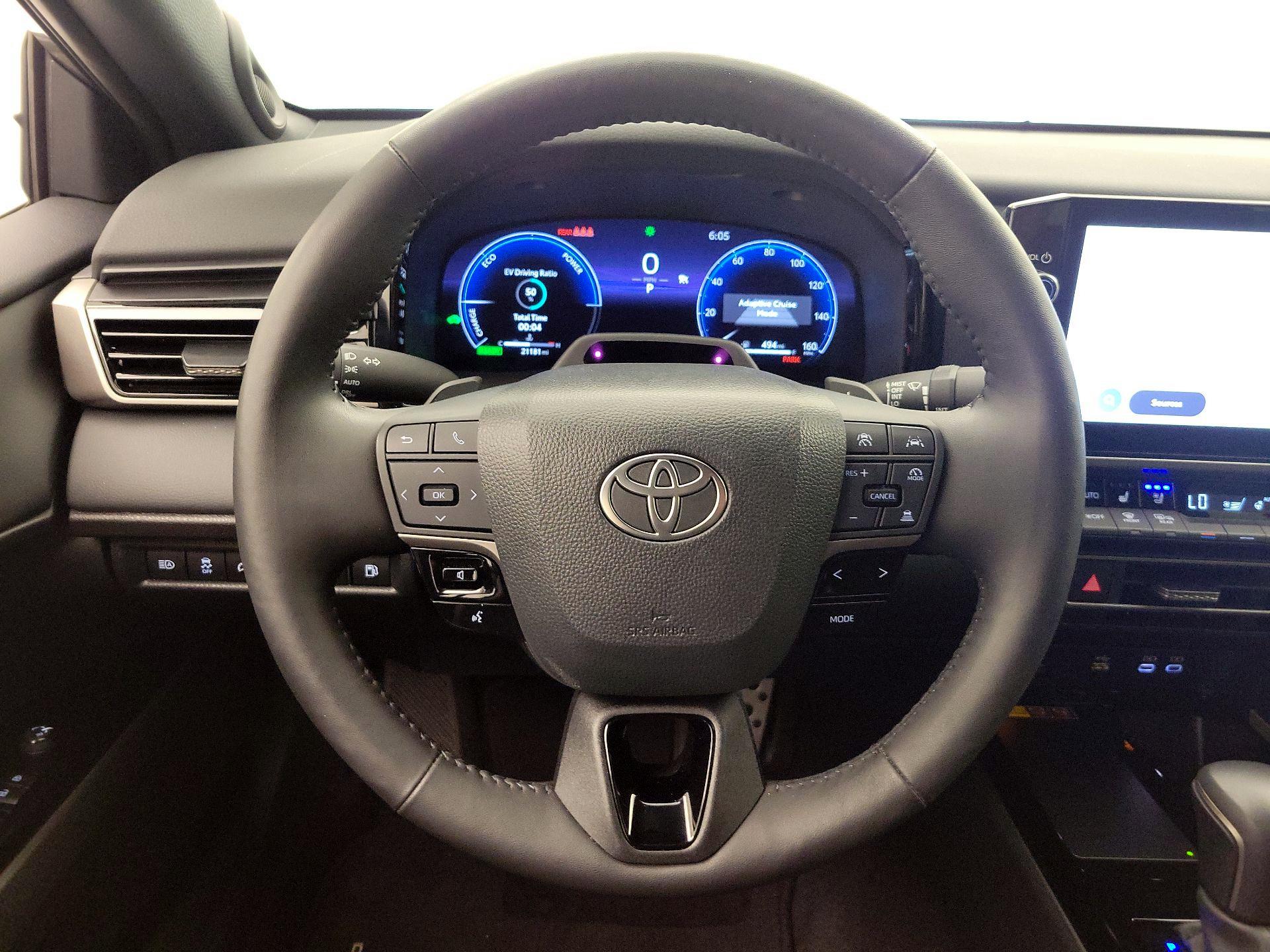 Thumbnail: 2025 Toyota Camry - 10