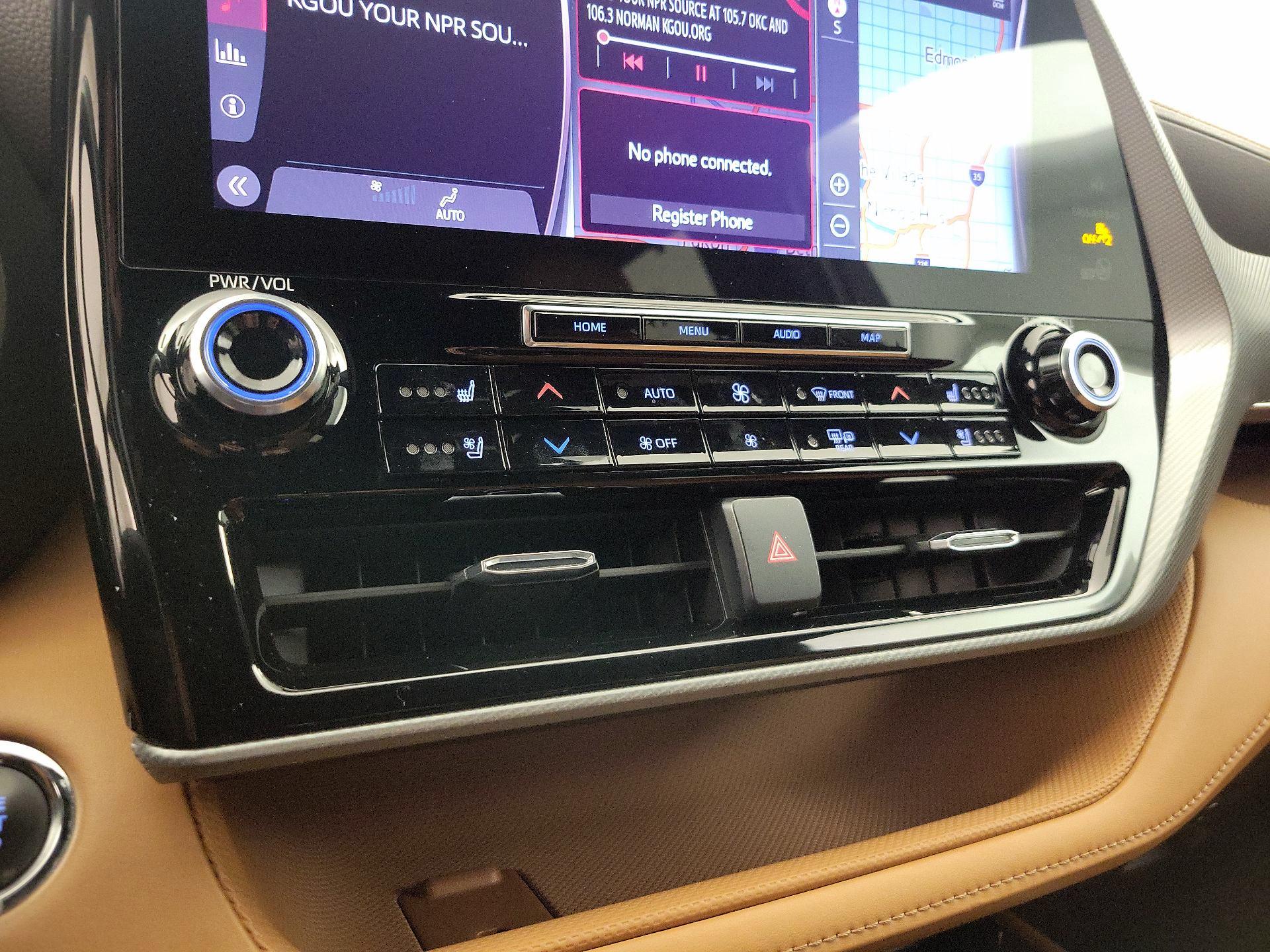 Thumbnail: 2022 Toyota Highlander - 17