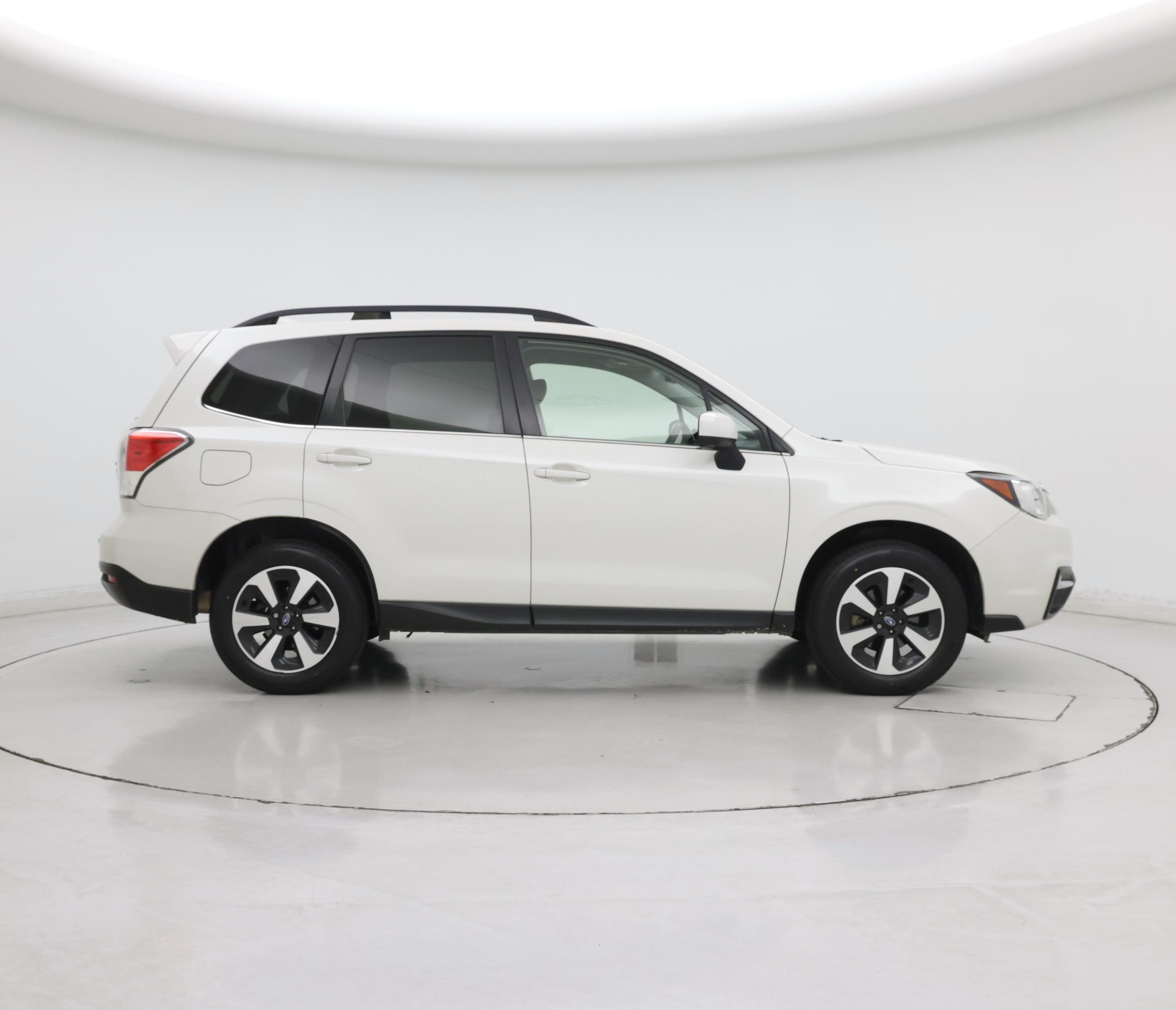 Thumbnail: 2017 Subaru Forester - 7