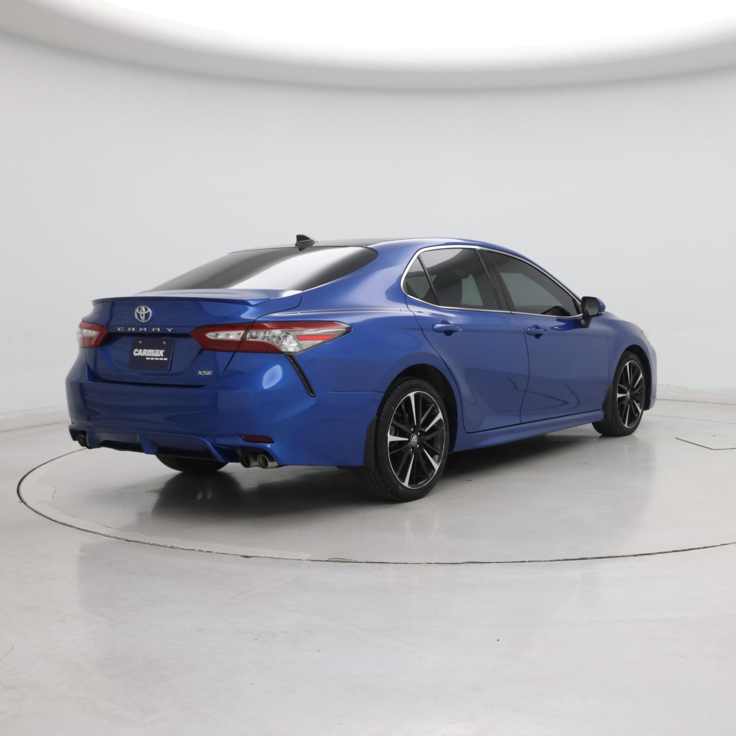 Thumbnail: 2018 Toyota Camry - 8