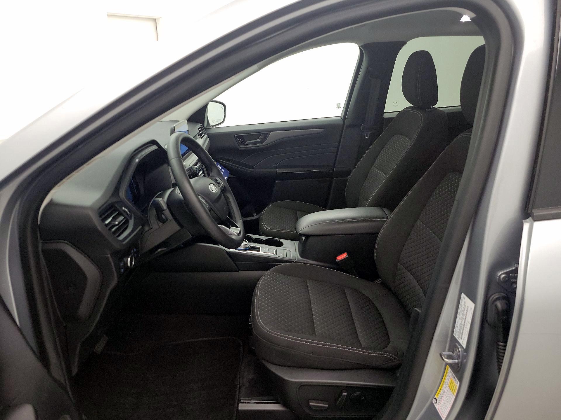 Thumbnail: 2023 Ford Escape - 11