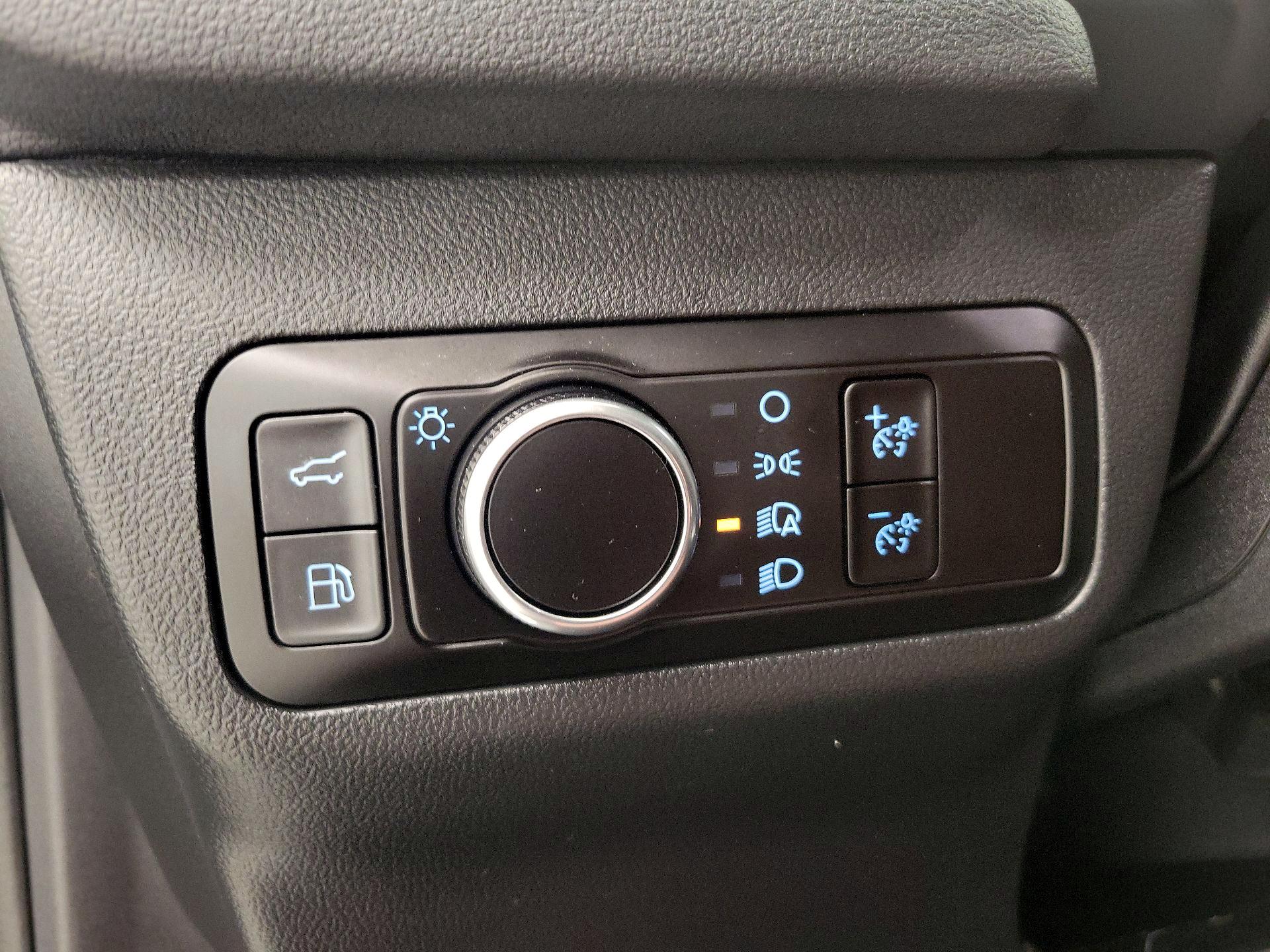 Thumbnail: 2023 Ford Escape - 13