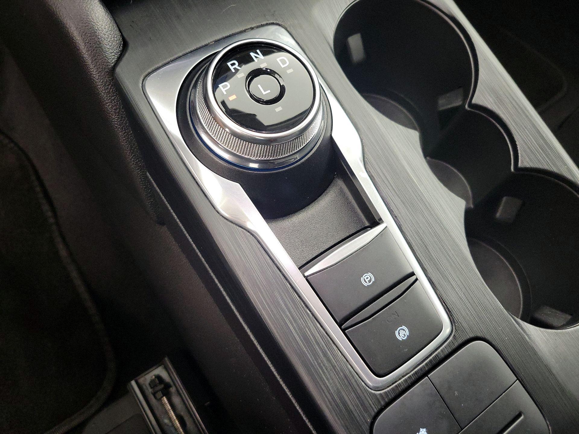 Thumbnail: 2023 Ford Escape - 17