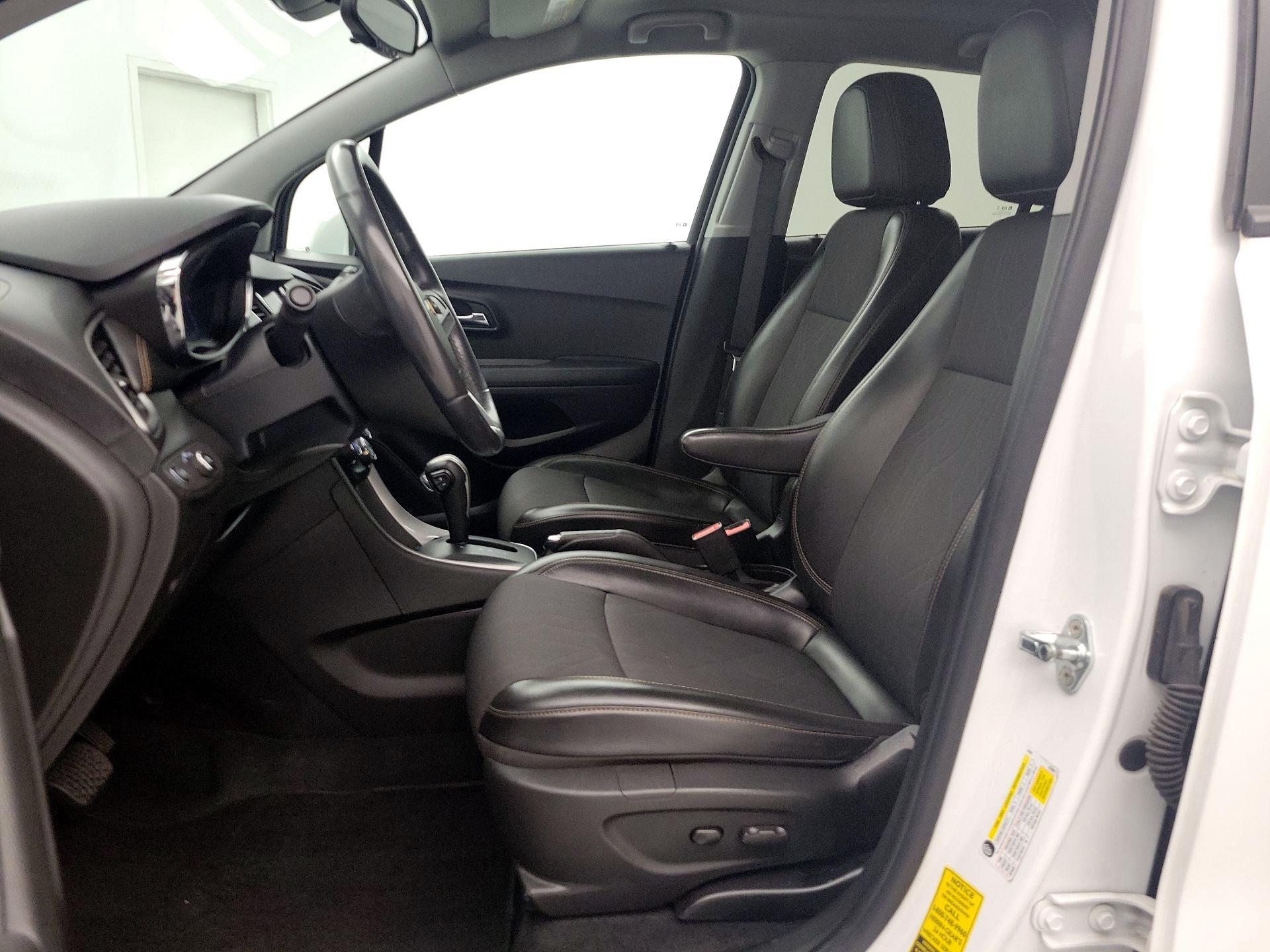 Thumbnail: 2021 Chevrolet Trax - 11