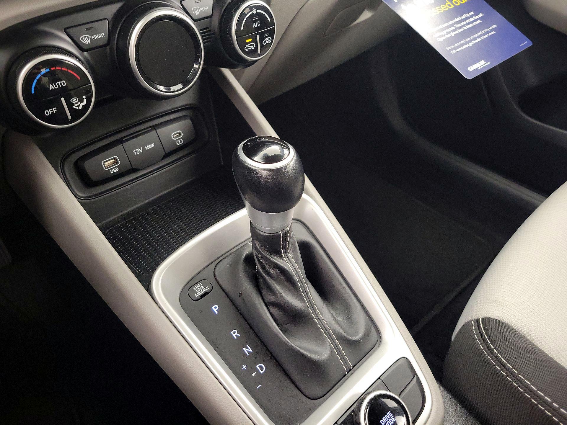 Thumbnail: 2023 Hyundai Venue - 17