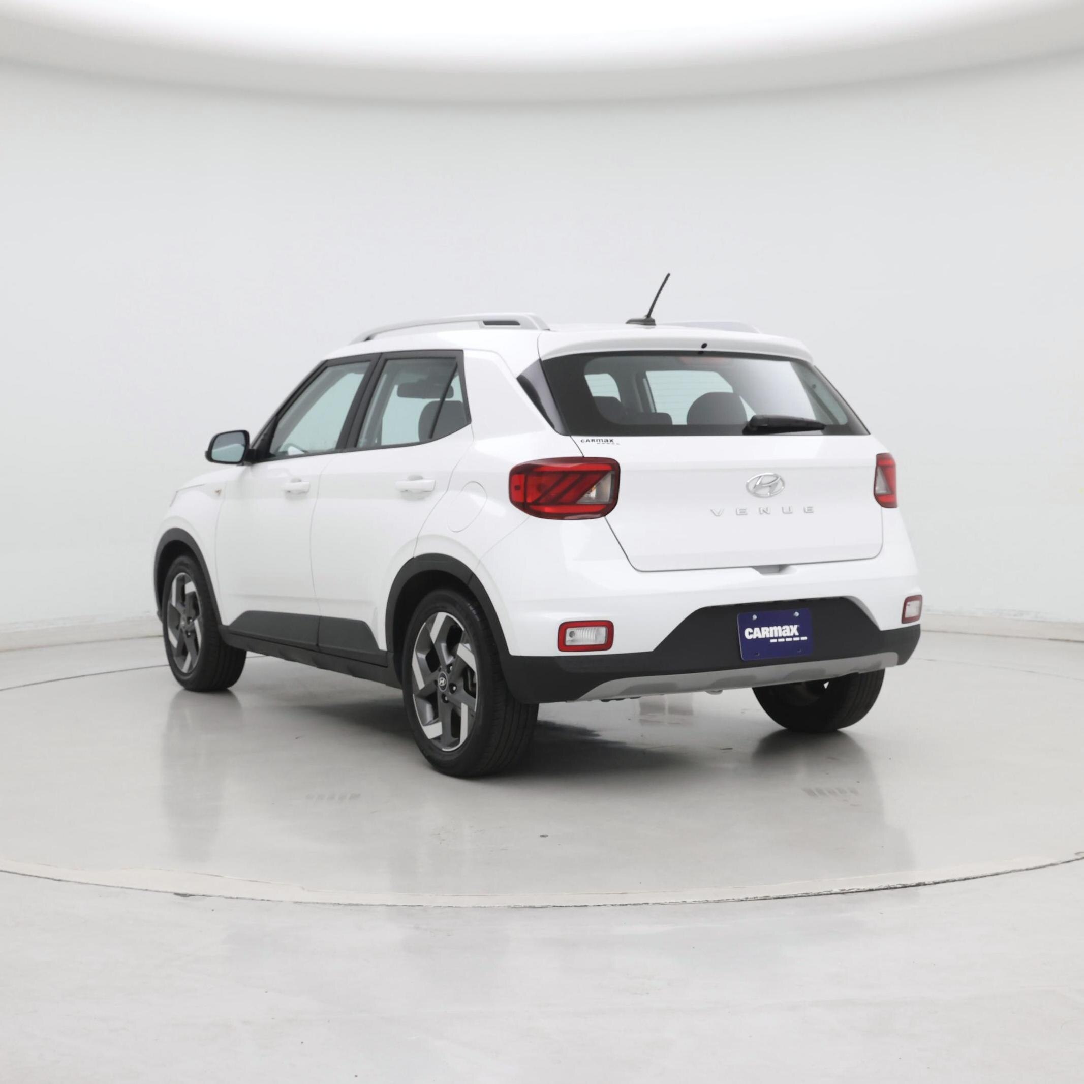 Thumbnail: 2023 Hyundai Venue - 2