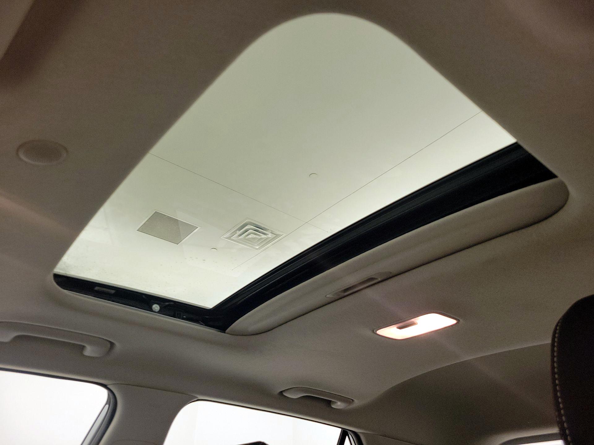 Thumbnail: 2023 Hyundai Venue - 19