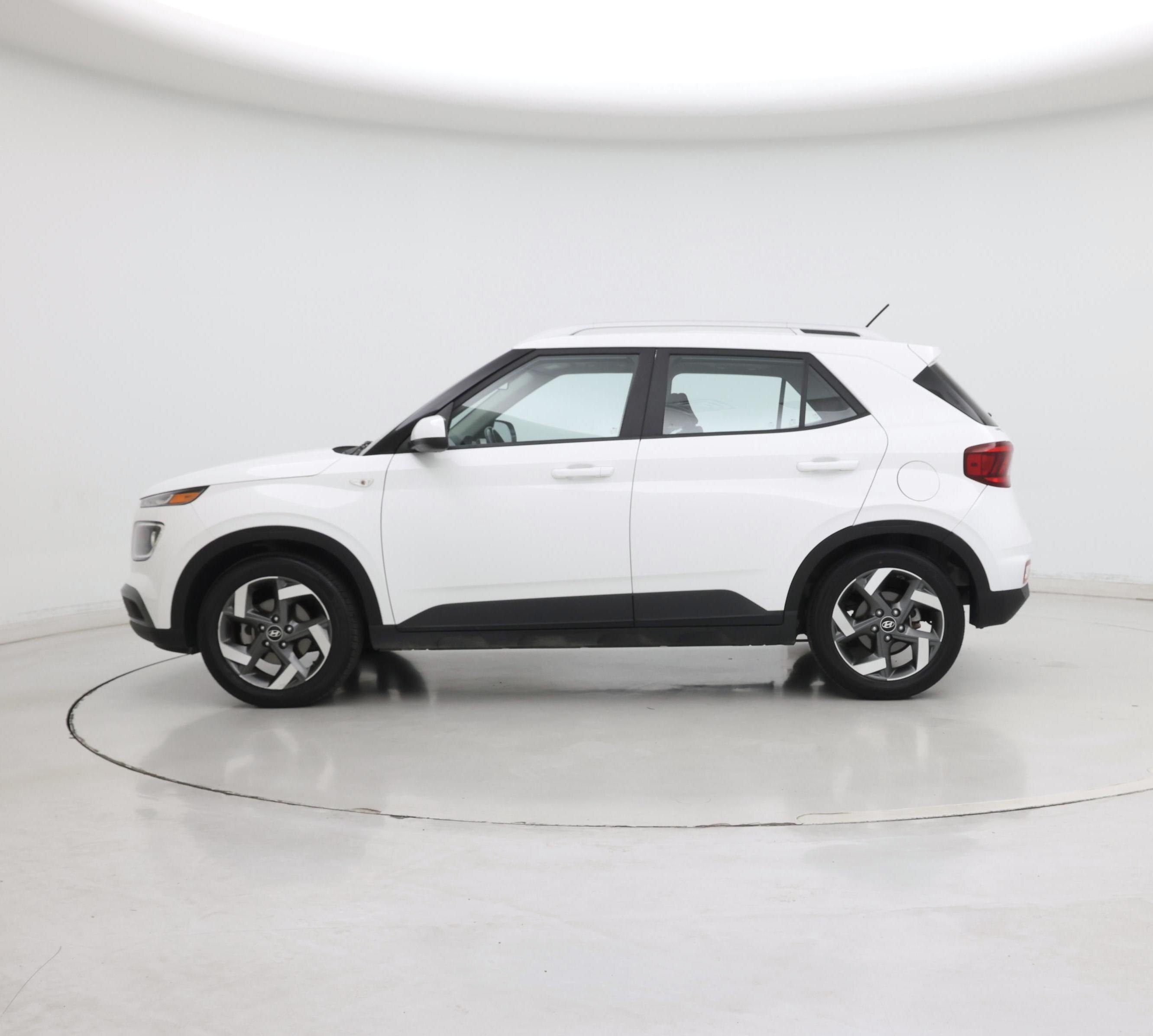 Thumbnail: 2023 Hyundai Venue - 3