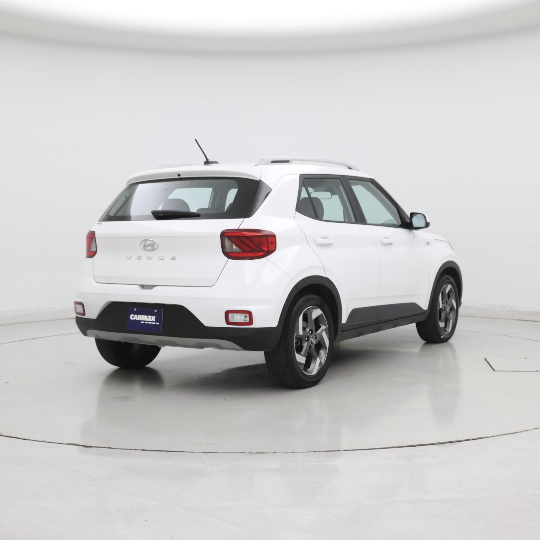 Thumbnail: 2023 Hyundai Venue - 8