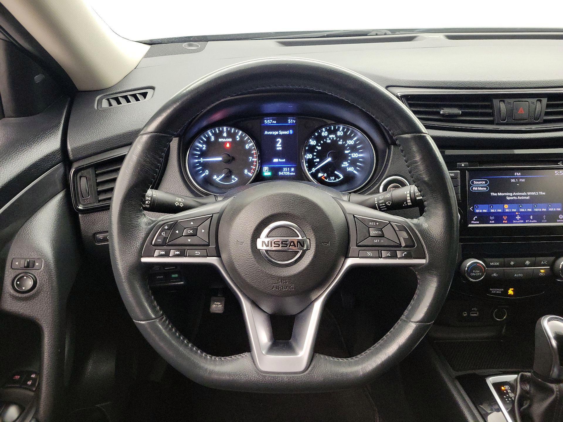 Thumbnail: 2018 Nissan Rogue - 10