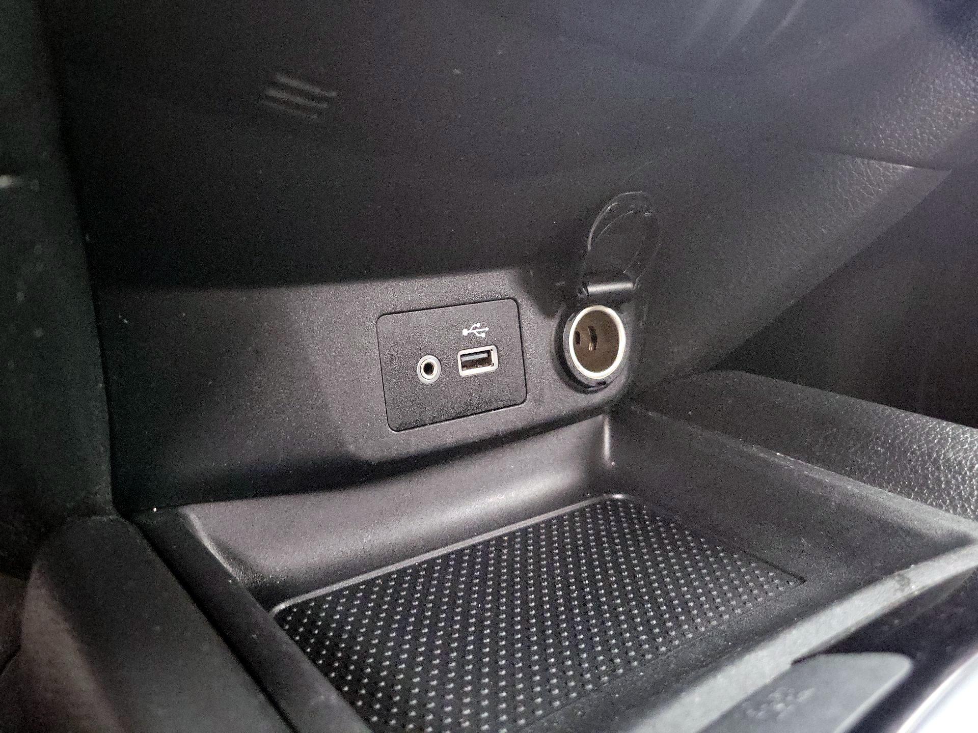 Thumbnail: 2018 Nissan Rogue - 18