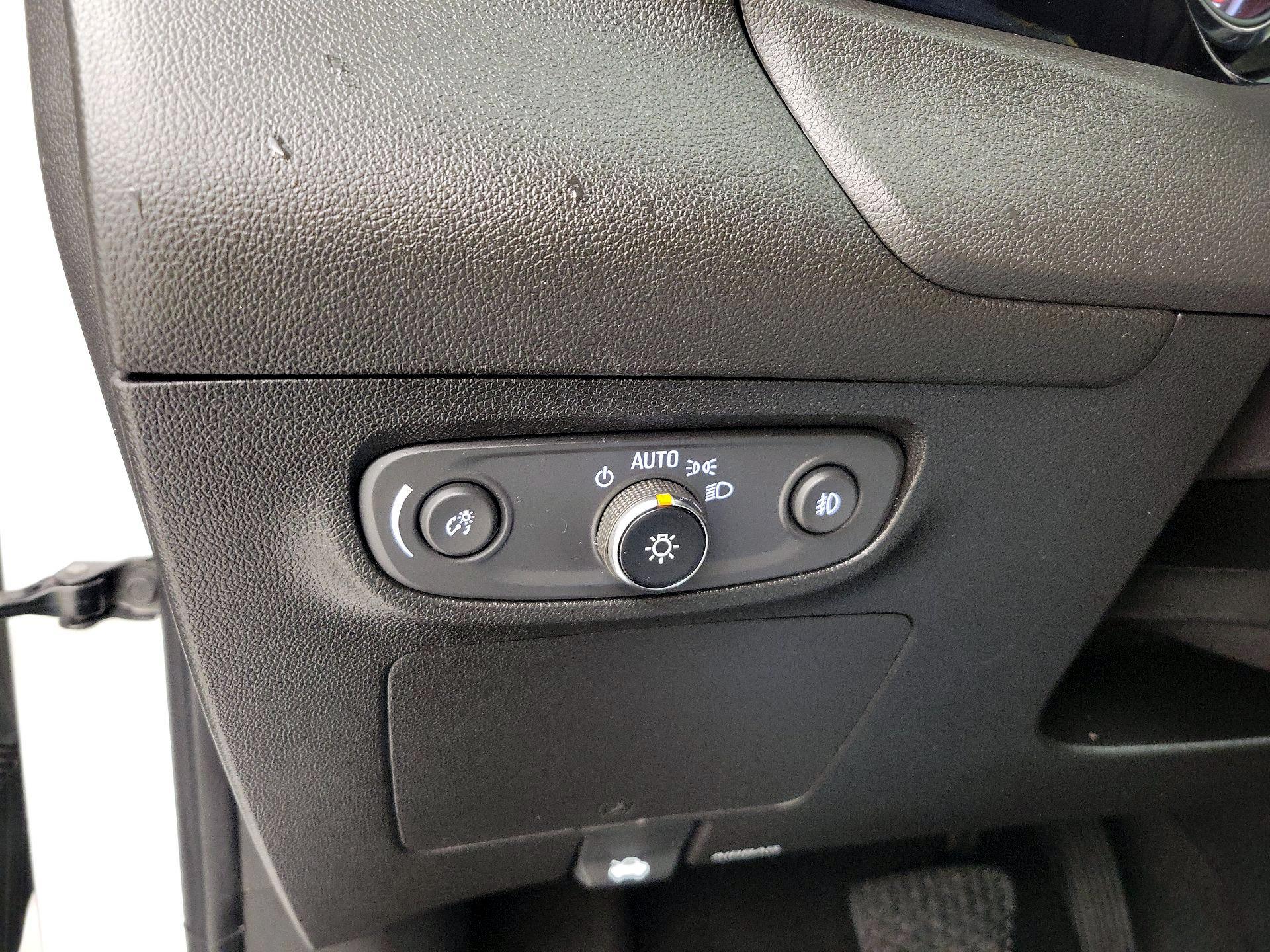 Thumbnail: 2020 Buick Encore GX - 13