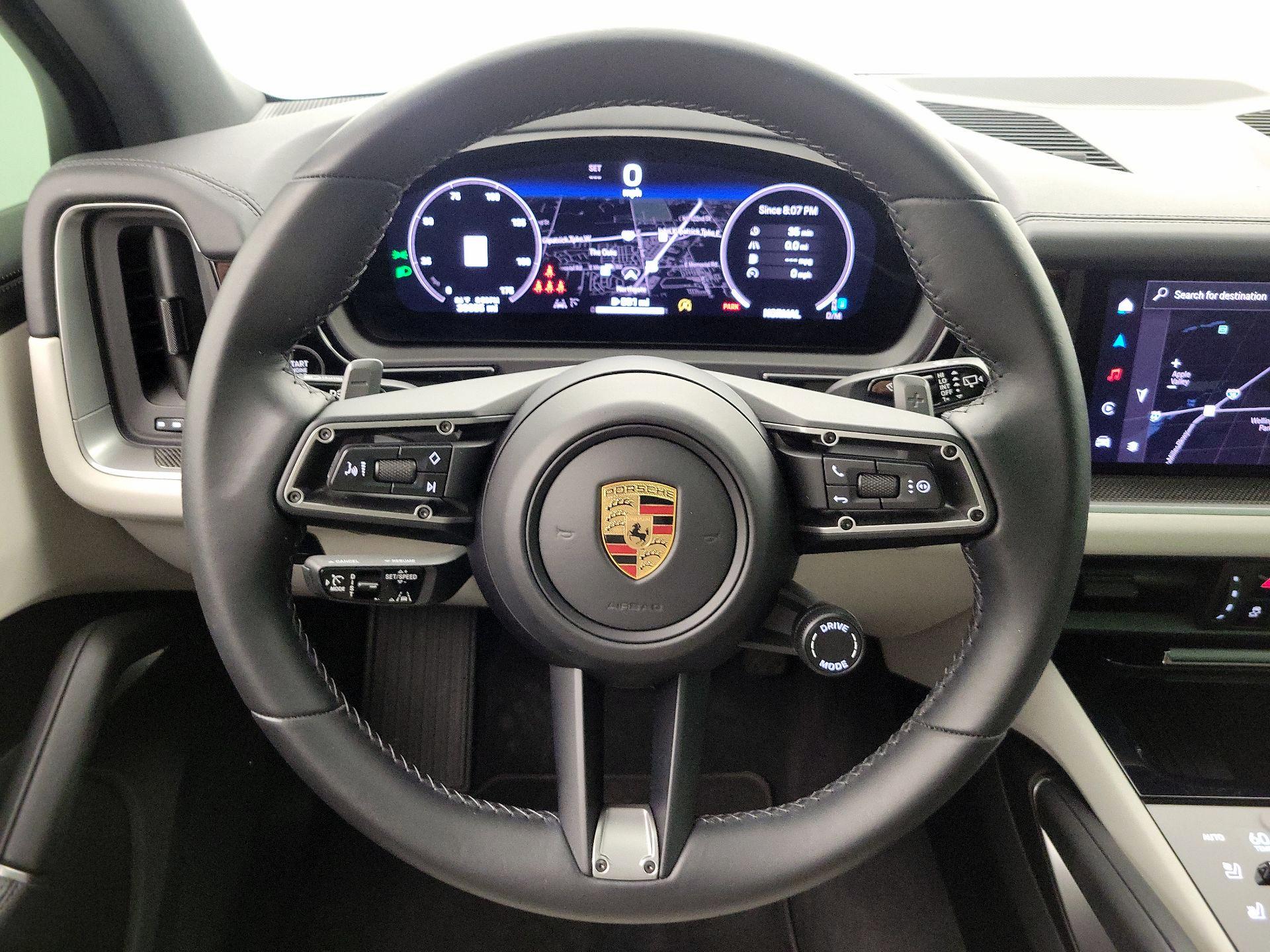 Thumbnail: 2024 Porsche Cayenne - 10
