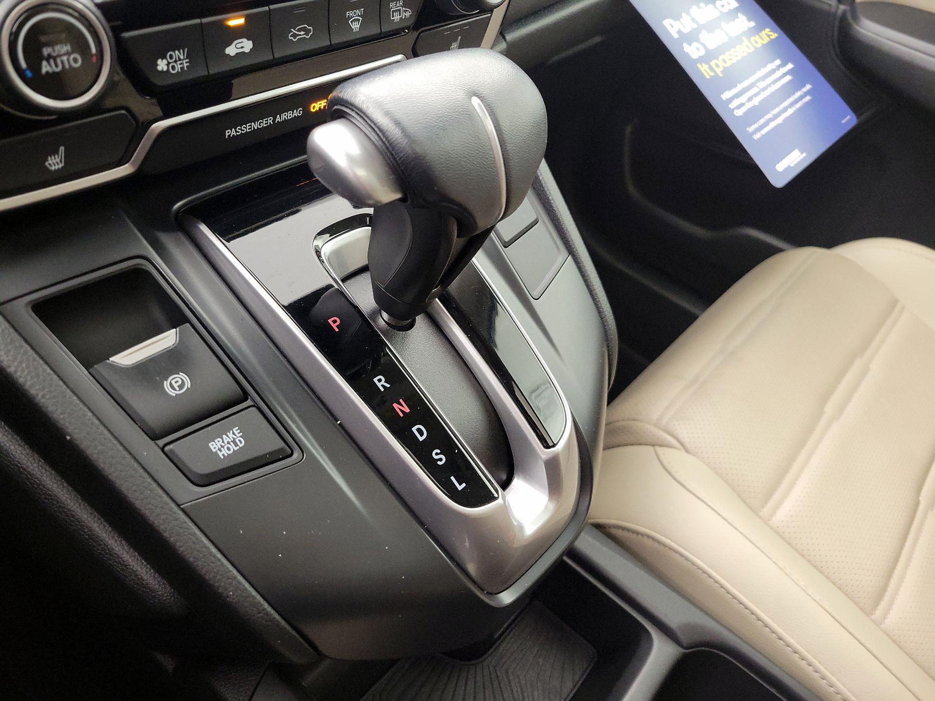 Thumbnail: 2019 Honda CR-V - 17