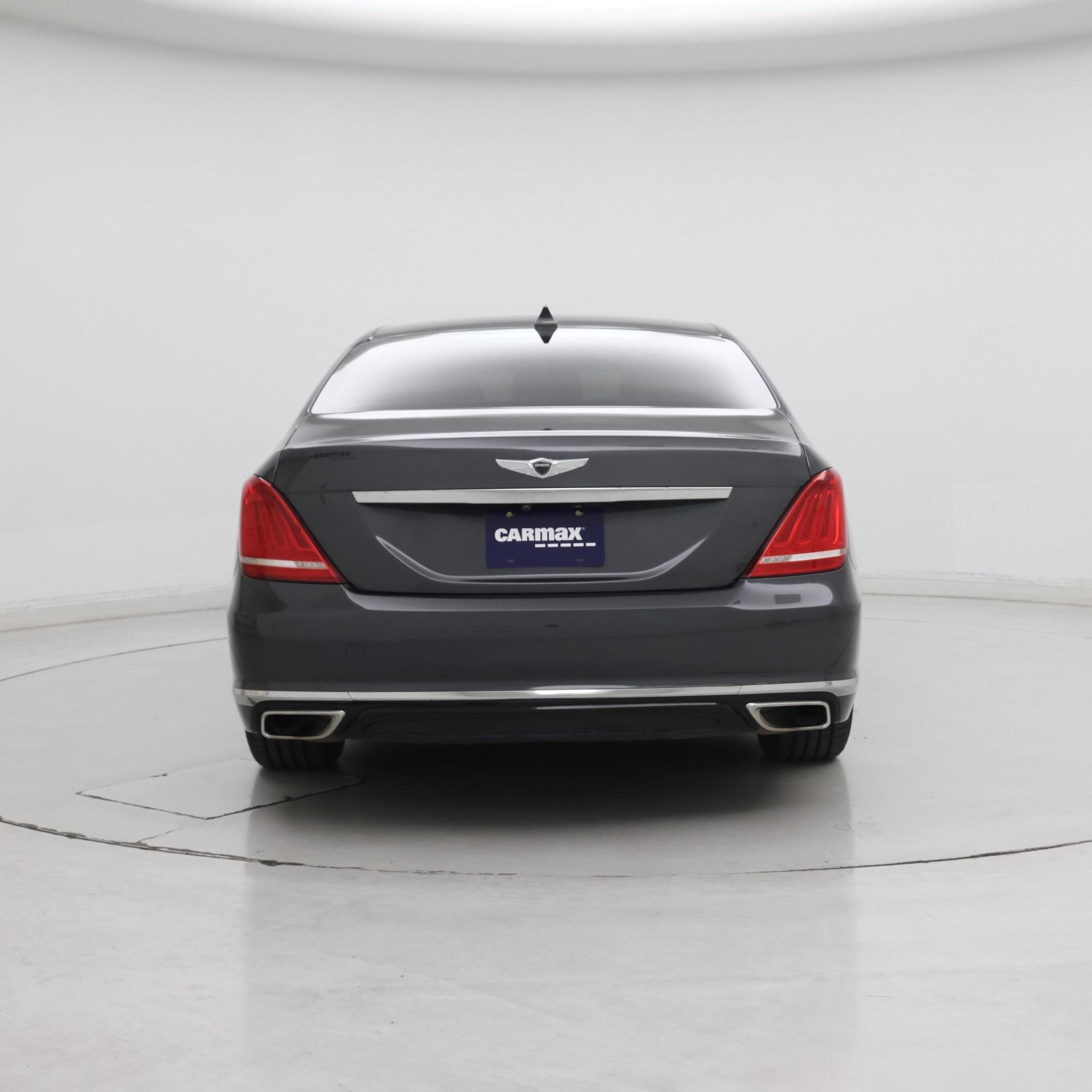 Thumbnail: 2017 Genesis G90 - 6