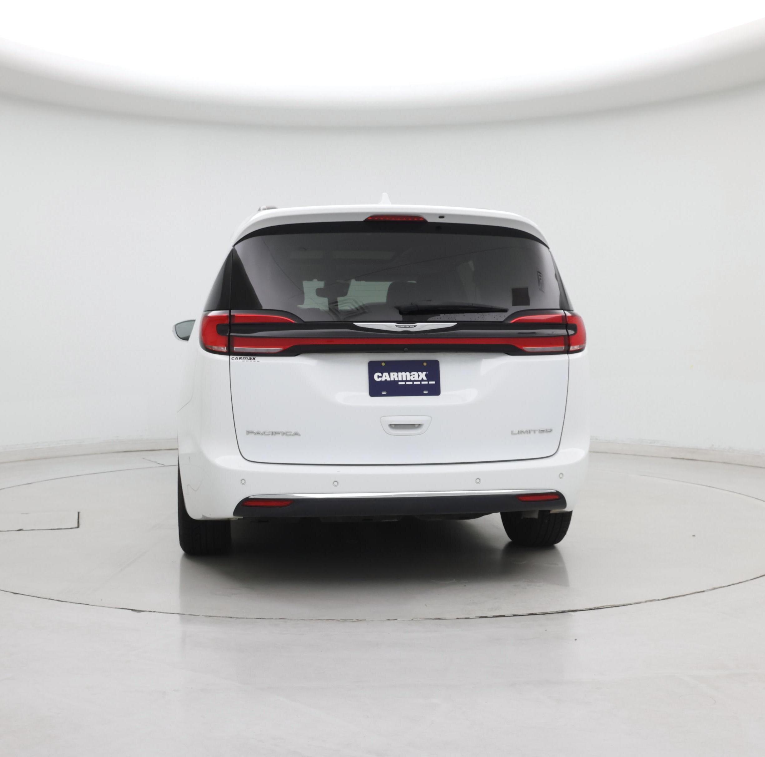 Thumbnail: 2022 Chrysler Pacifica - 6