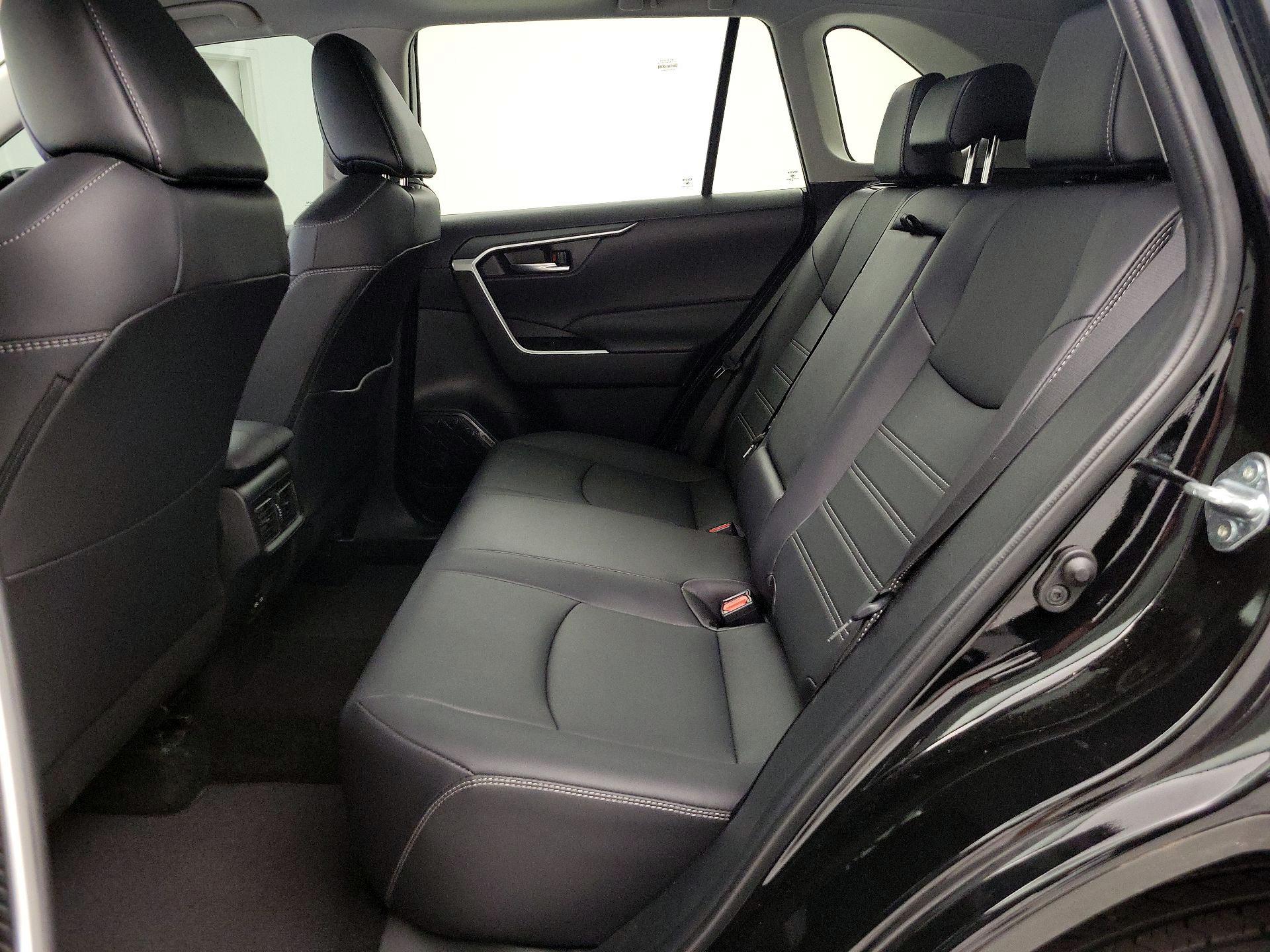 Thumbnail: 2024 Toyota RAV4 - 20