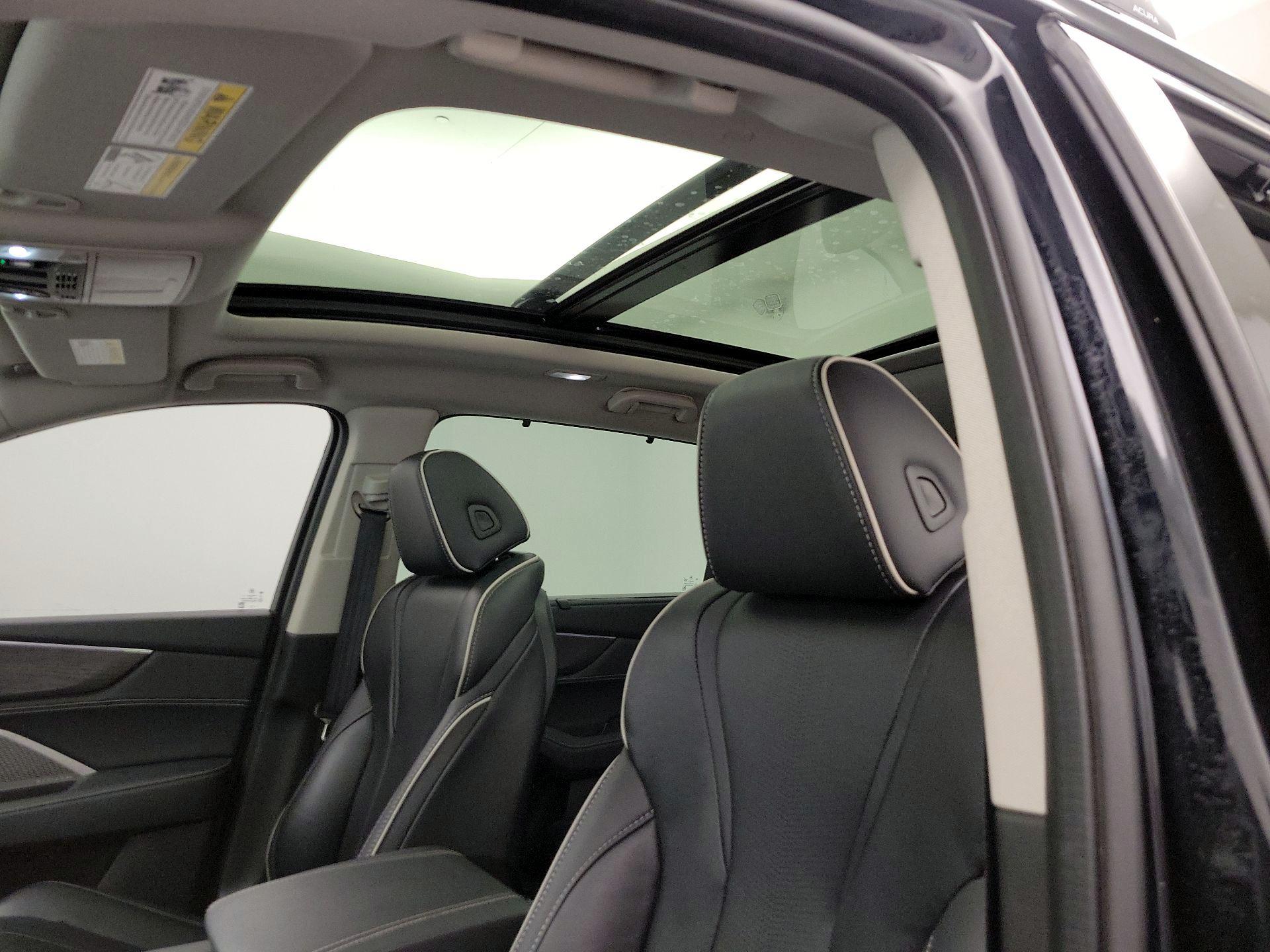 Thumbnail: 2023 Acura MDX - 20