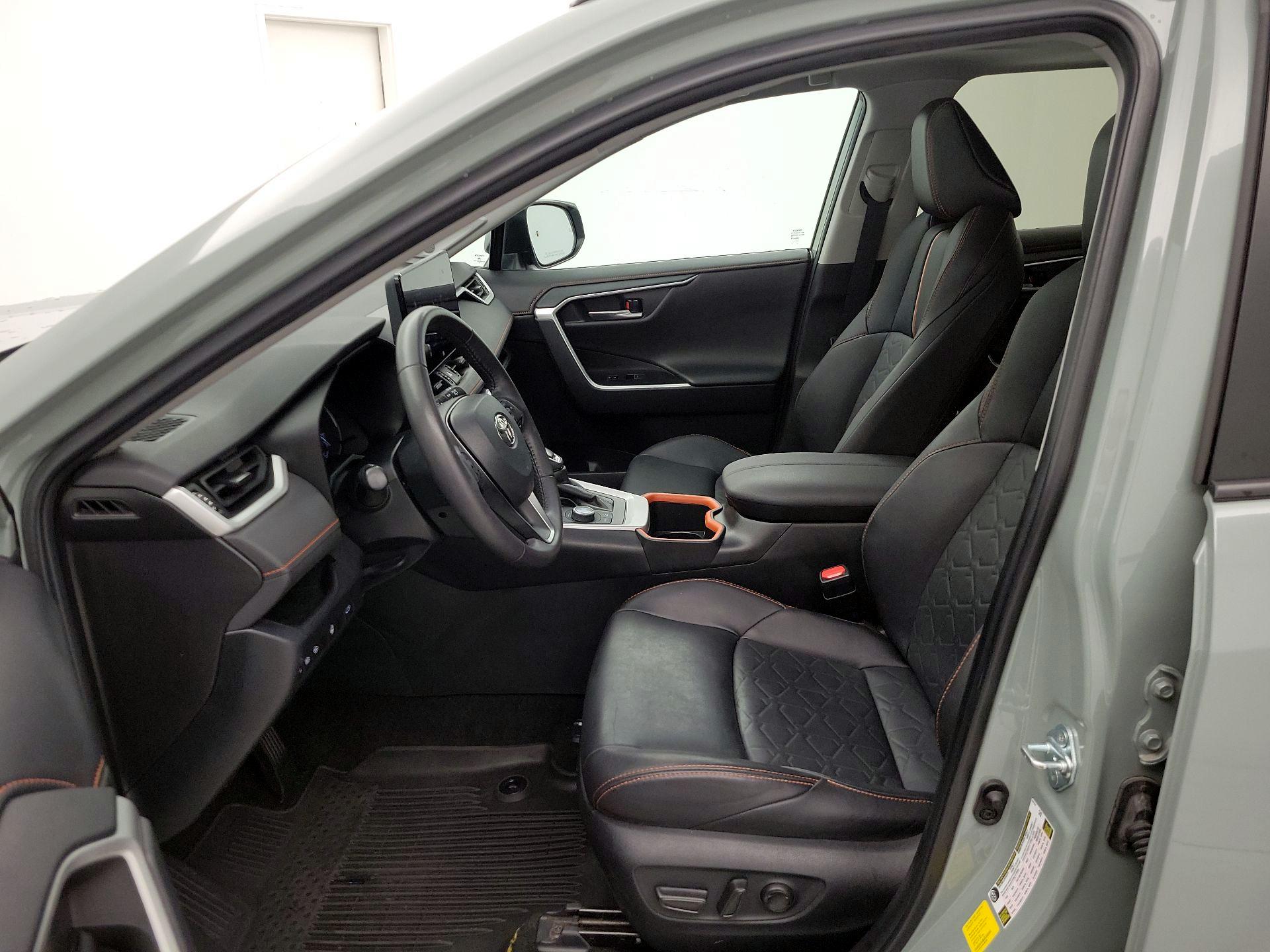 Thumbnail: 2023 Toyota RAV4 - 11