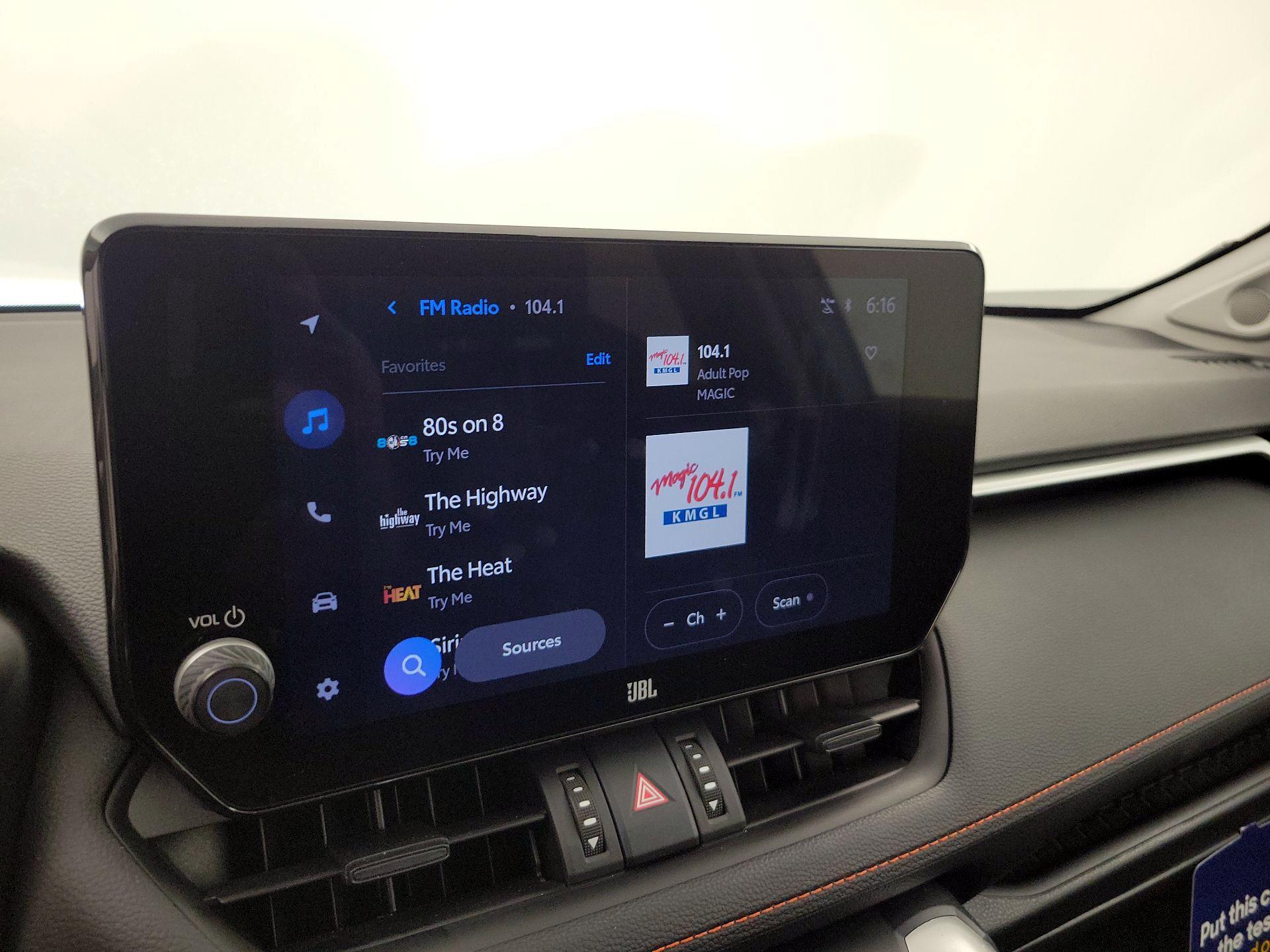 Thumbnail: 2023 Toyota RAV4 - 15