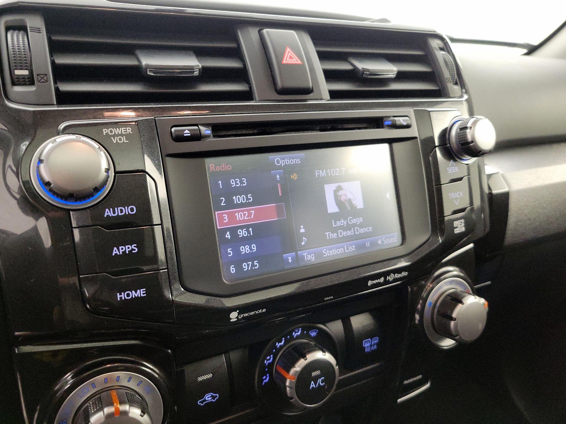 Thumbnail: 2019 Toyota 4Runner - 15
