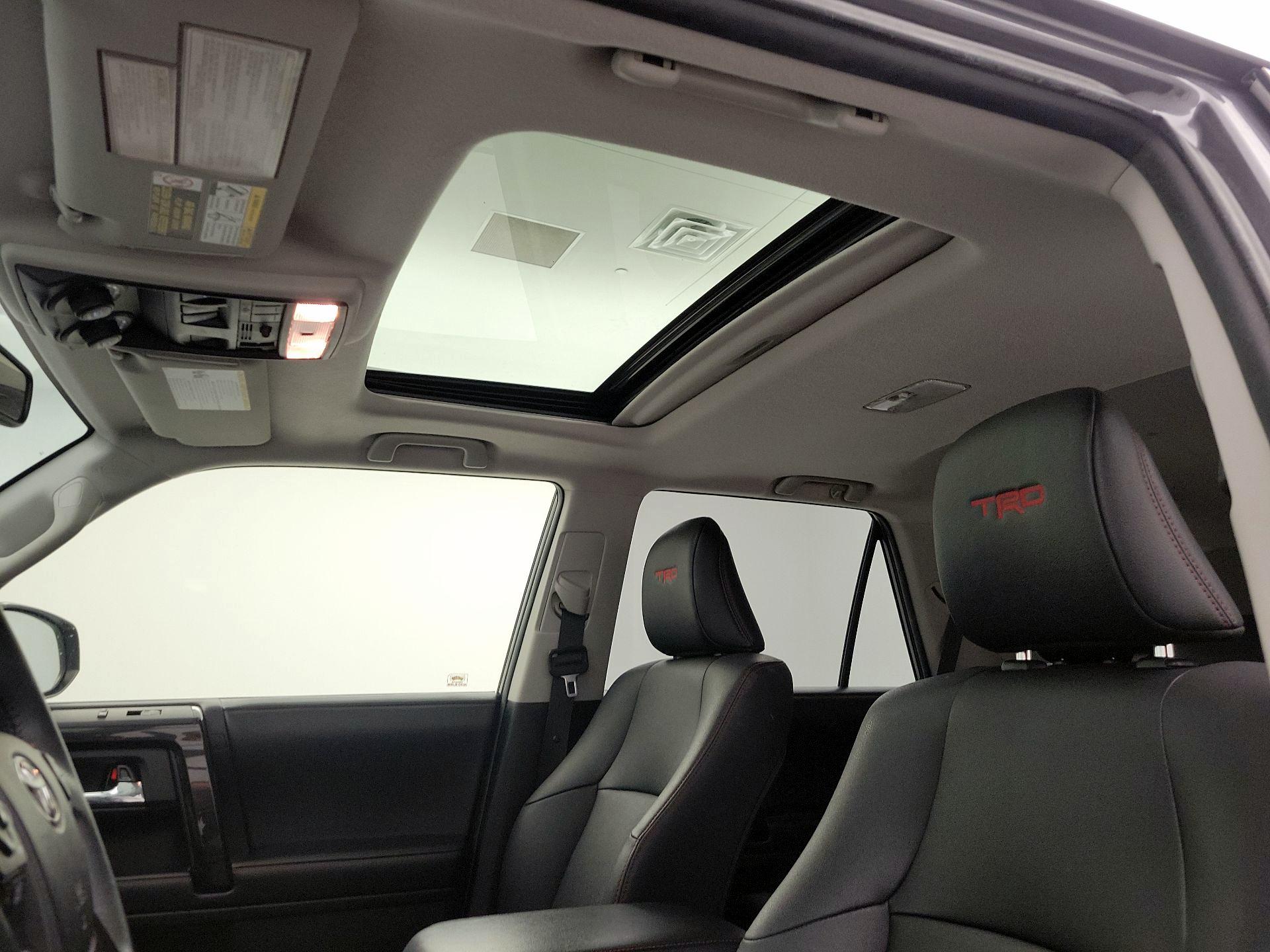 Thumbnail: 2019 Toyota 4Runner - 19