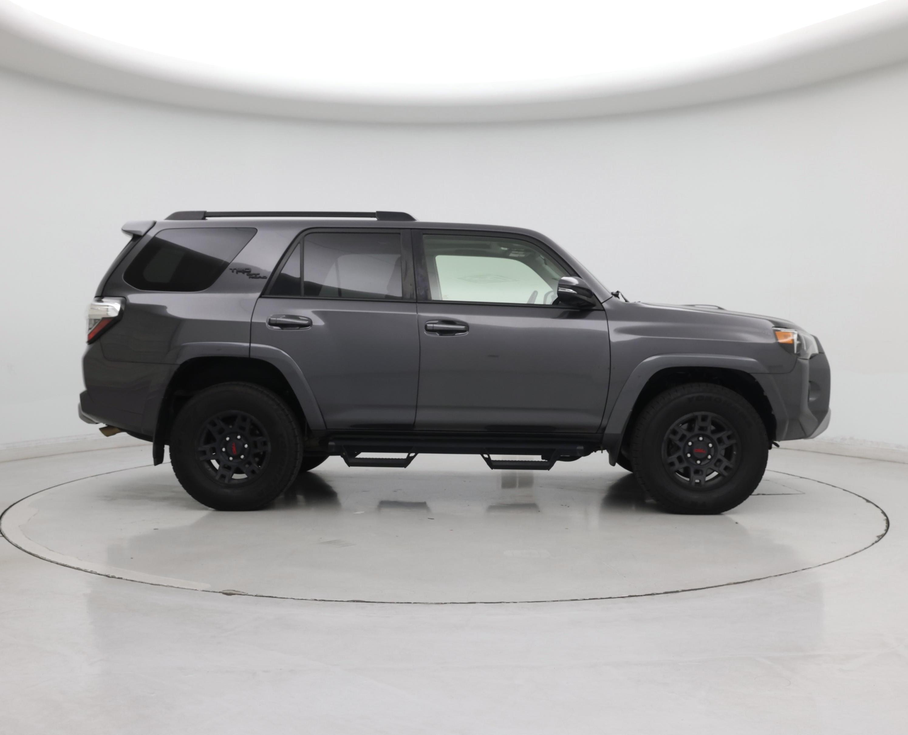 Thumbnail: 2019 Toyota 4Runner - 7