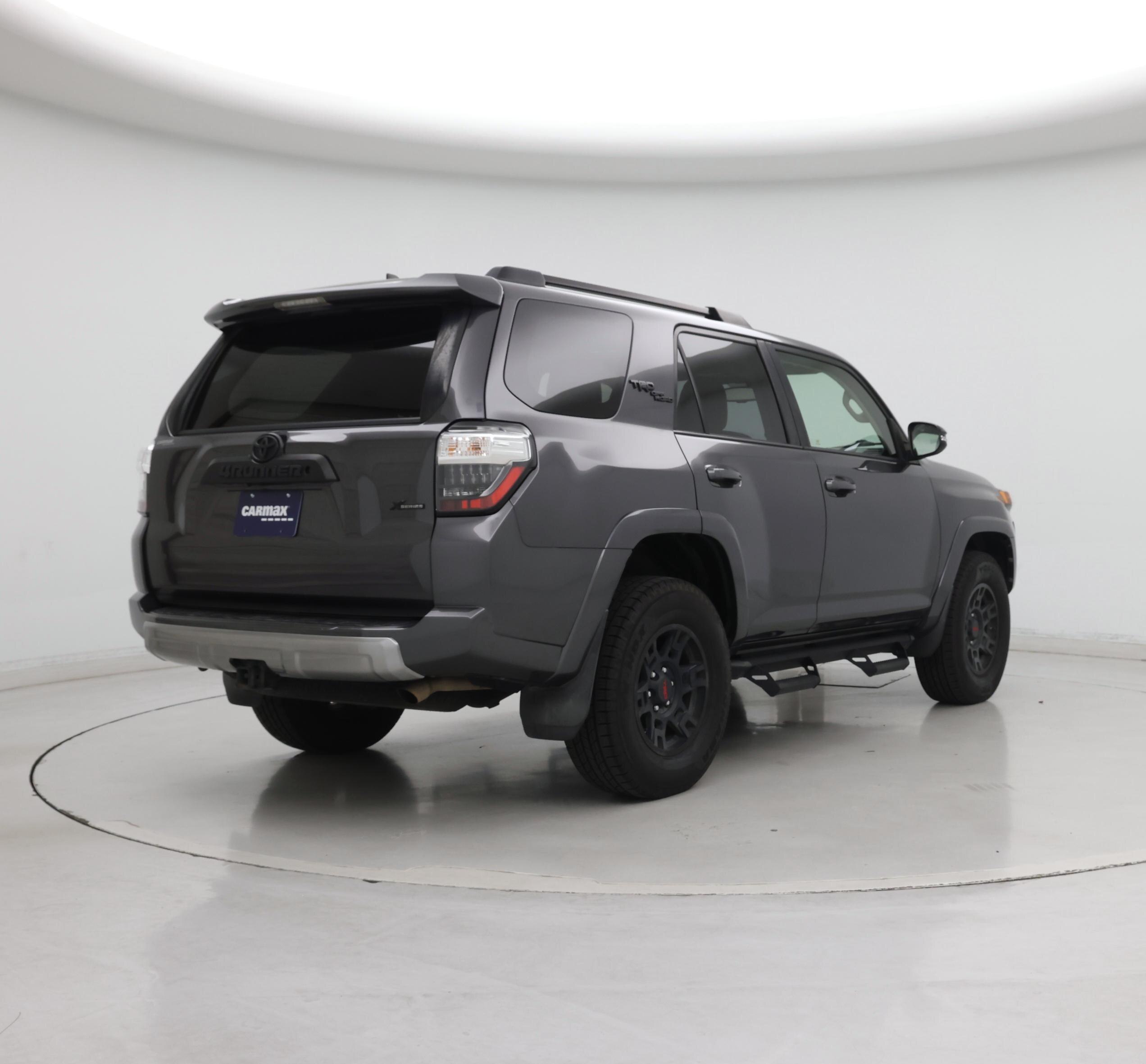 Thumbnail: 2019 Toyota 4Runner - 8