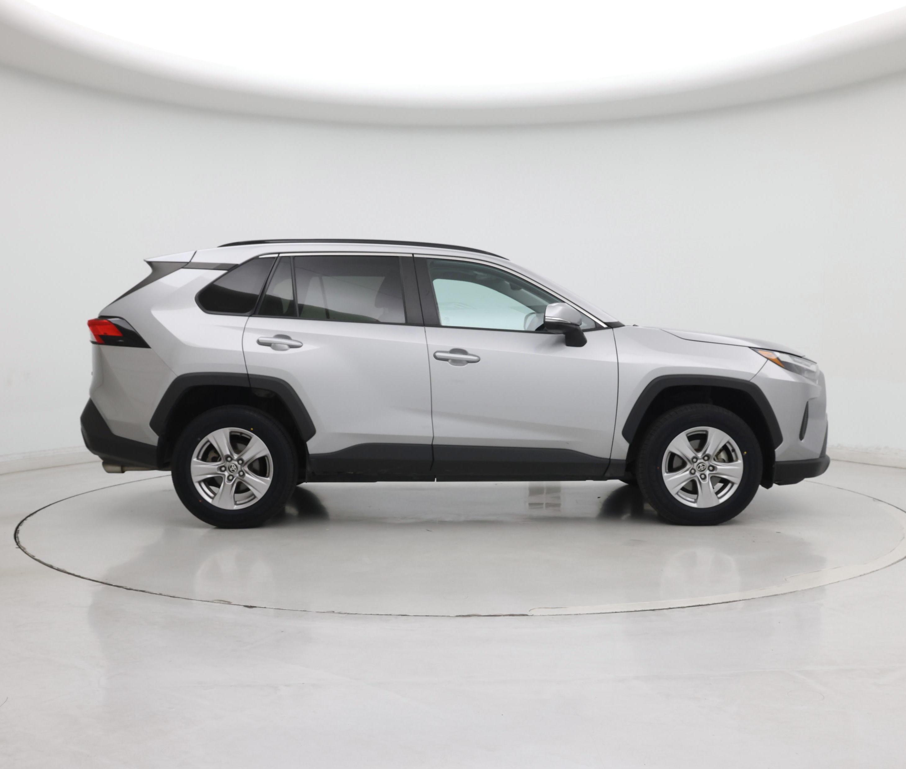 Thumbnail: 2022 Toyota RAV4 - 7