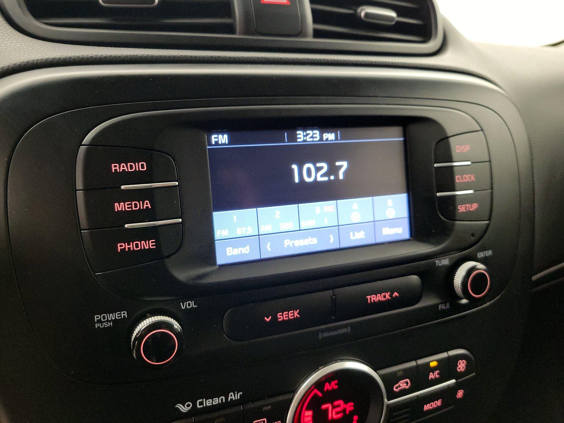 Thumbnail: 2017 Kia Soul - 15