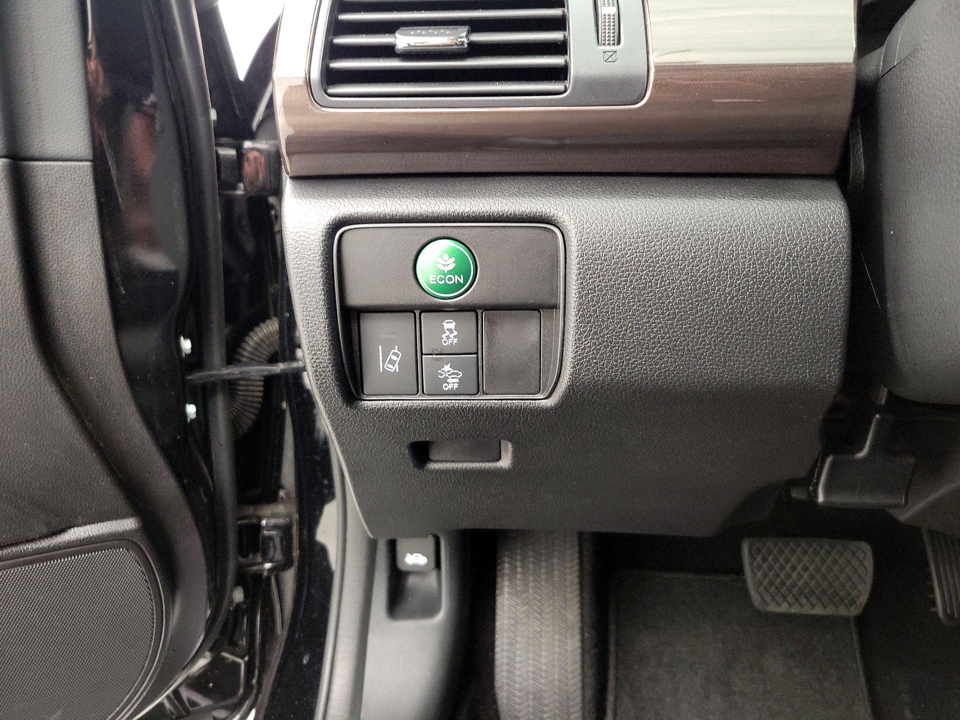 Thumbnail: 2017 Honda Accord - 13