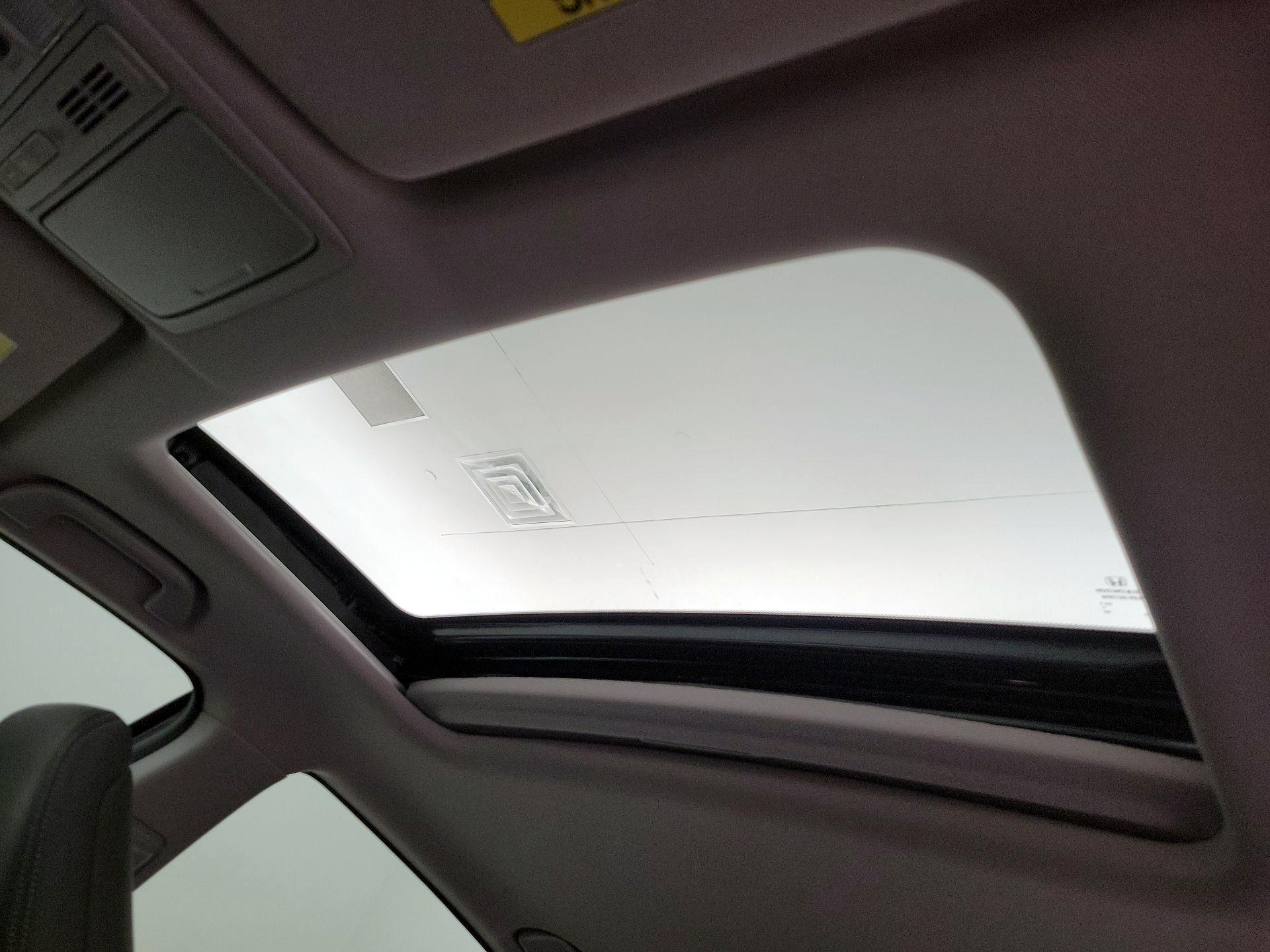 Thumbnail: 2017 Honda Accord - 19