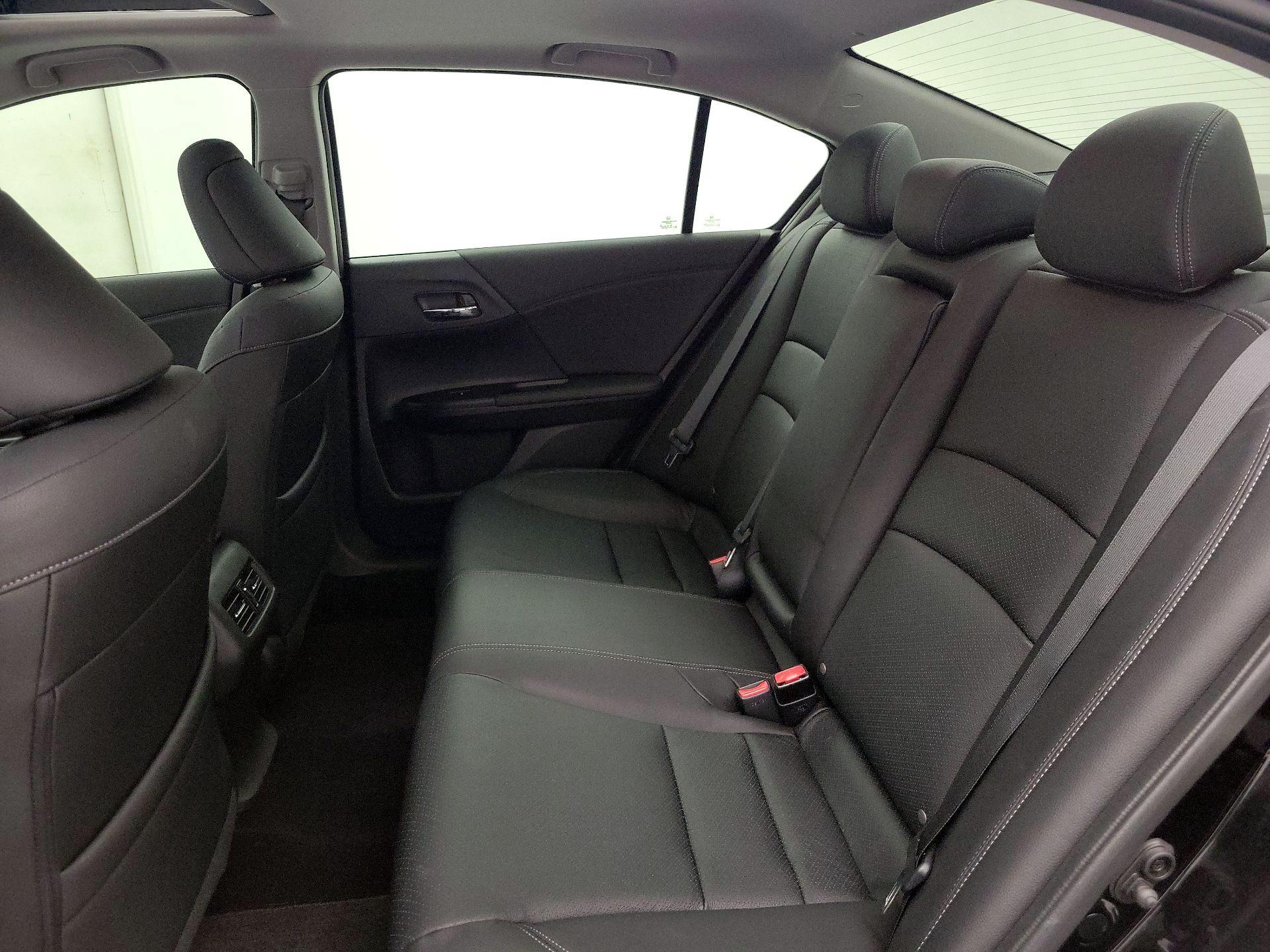 Thumbnail: 2017 Honda Accord - 20