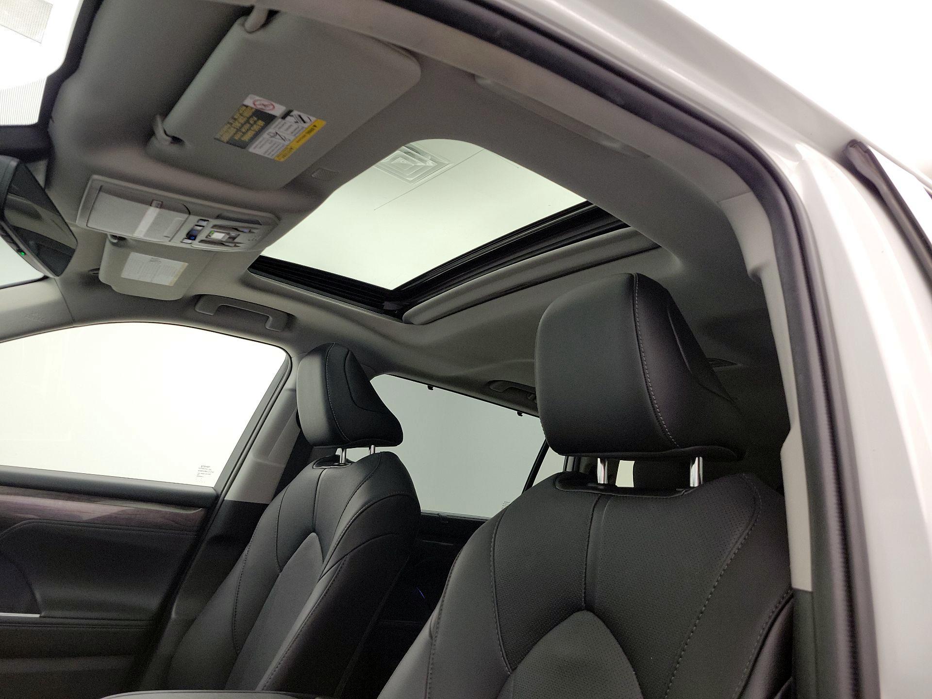 Thumbnail: 2021 Toyota Highlander - 20