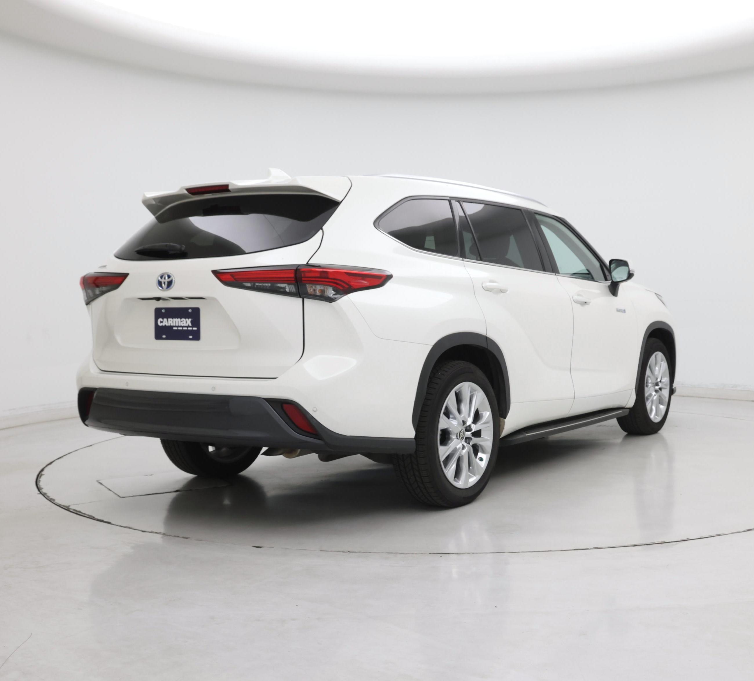 Thumbnail: 2021 Toyota Highlander - 8