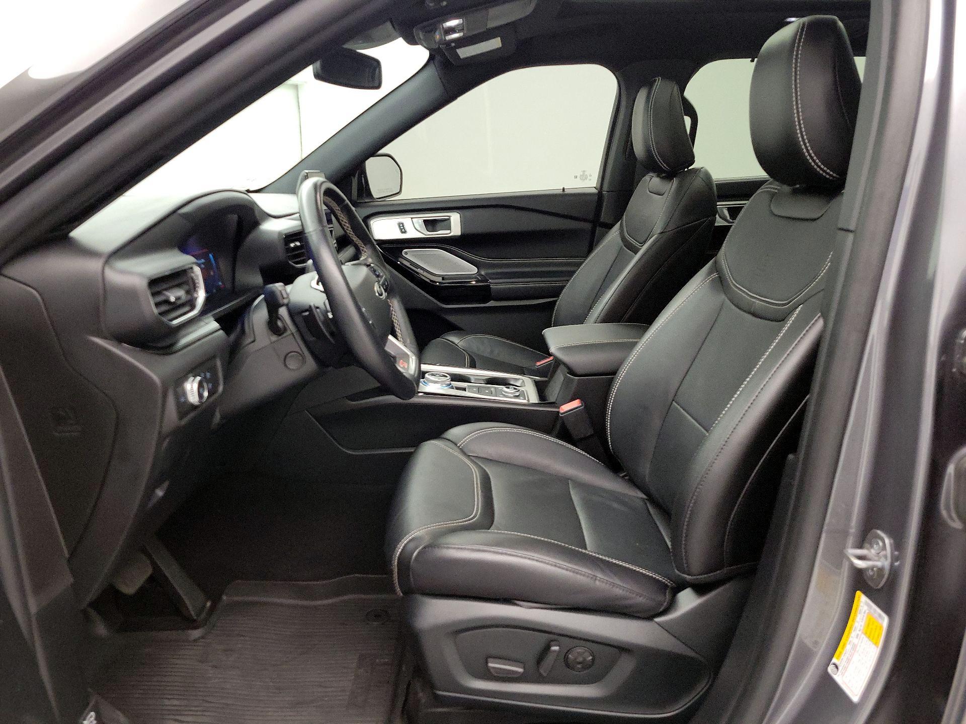 Thumbnail: 2022 Ford Explorer - 11