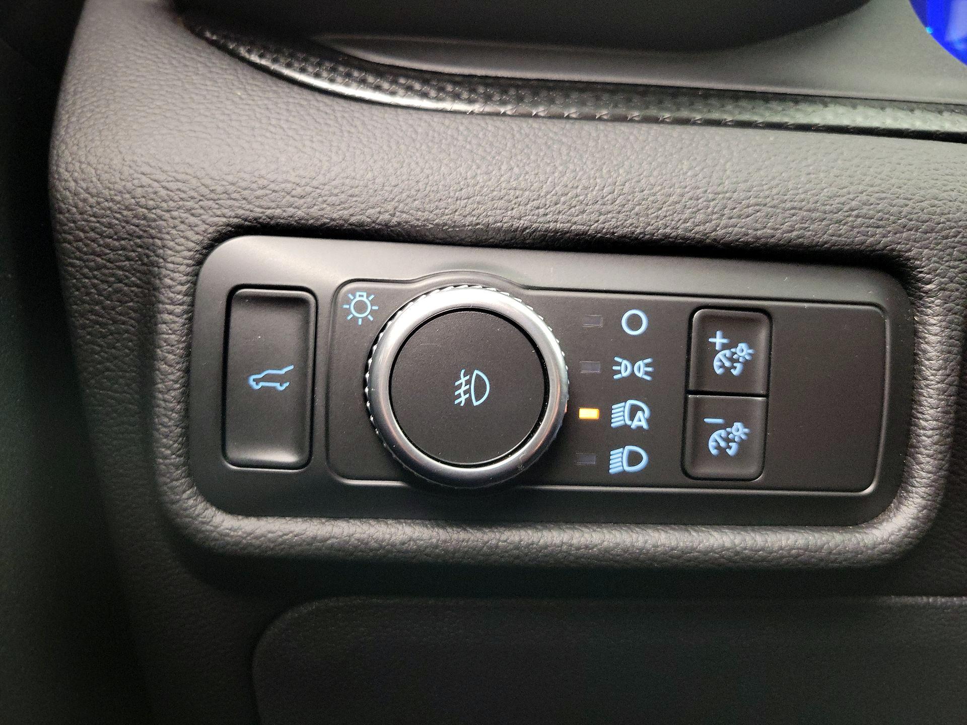 Thumbnail: 2022 Ford Explorer - 13