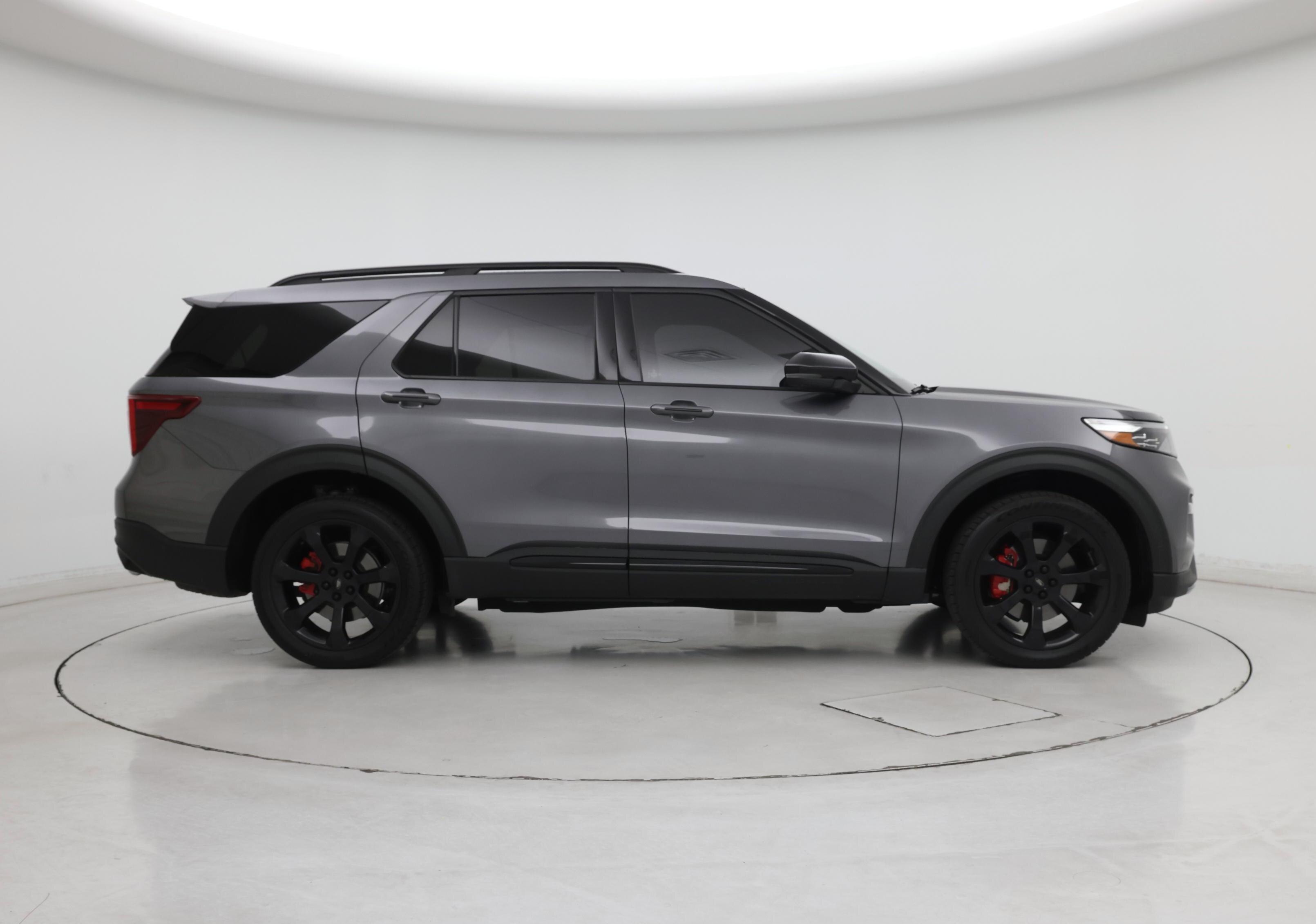 Thumbnail: 2022 Ford Explorer - 7