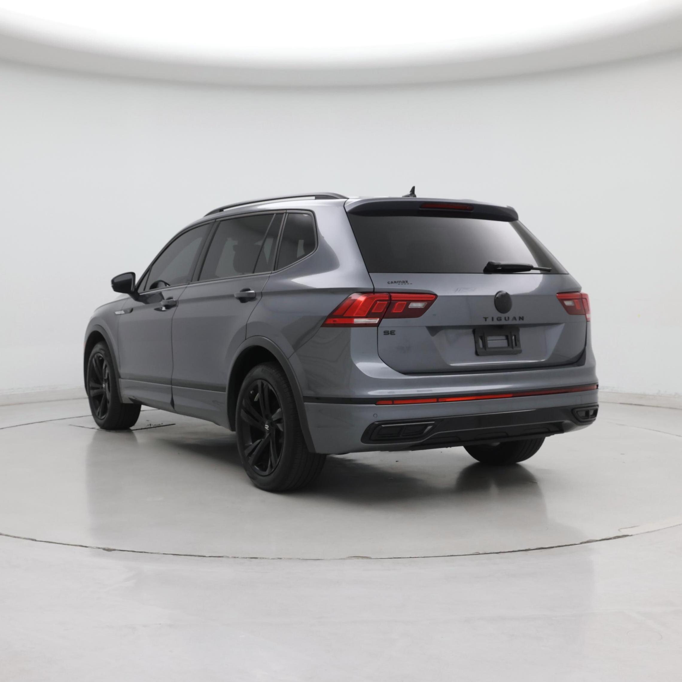 Thumbnail: 2023 Volkswagen Tiguan - 2