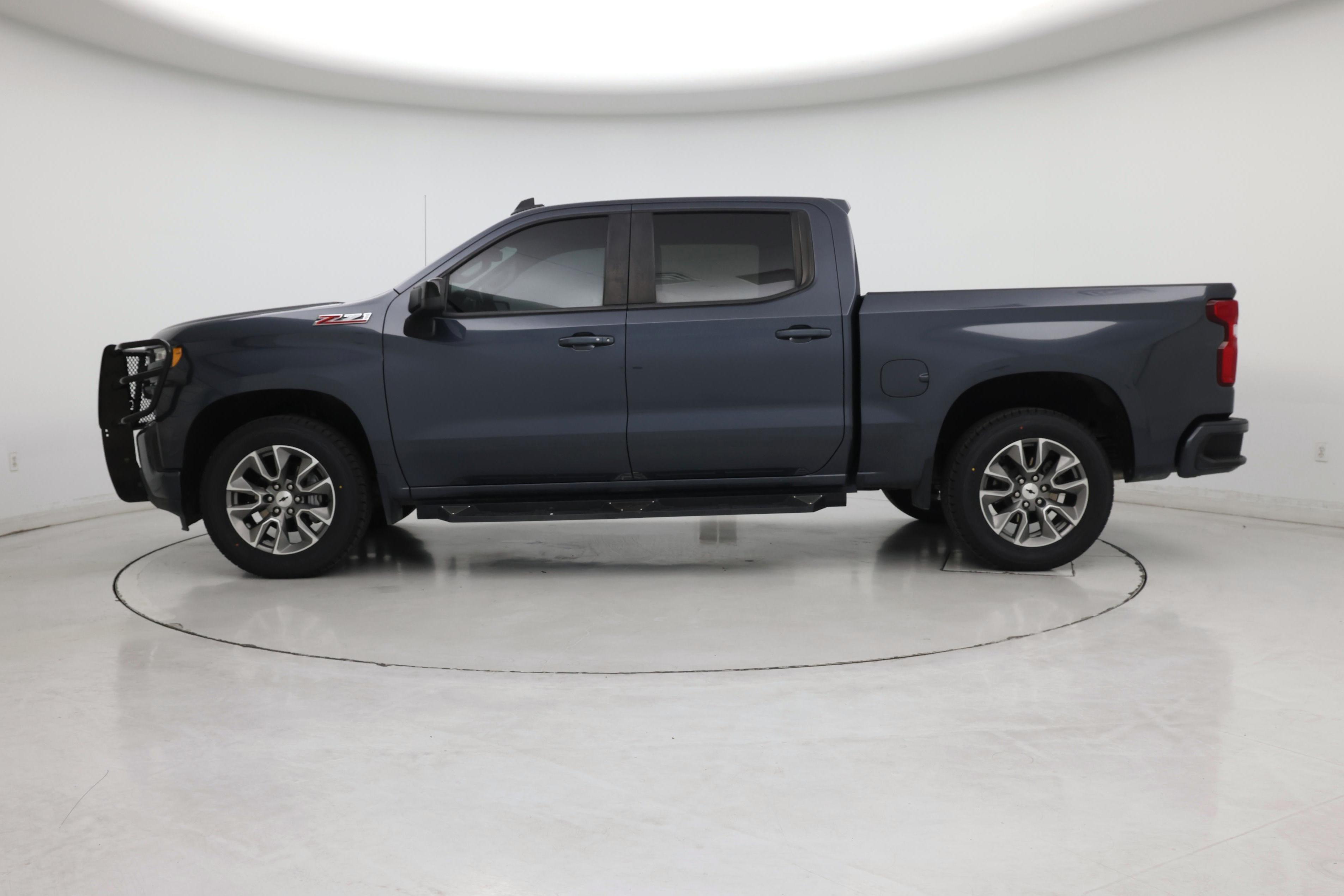 Thumbnail: 2021 Chevrolet Silverado 1500 - 3