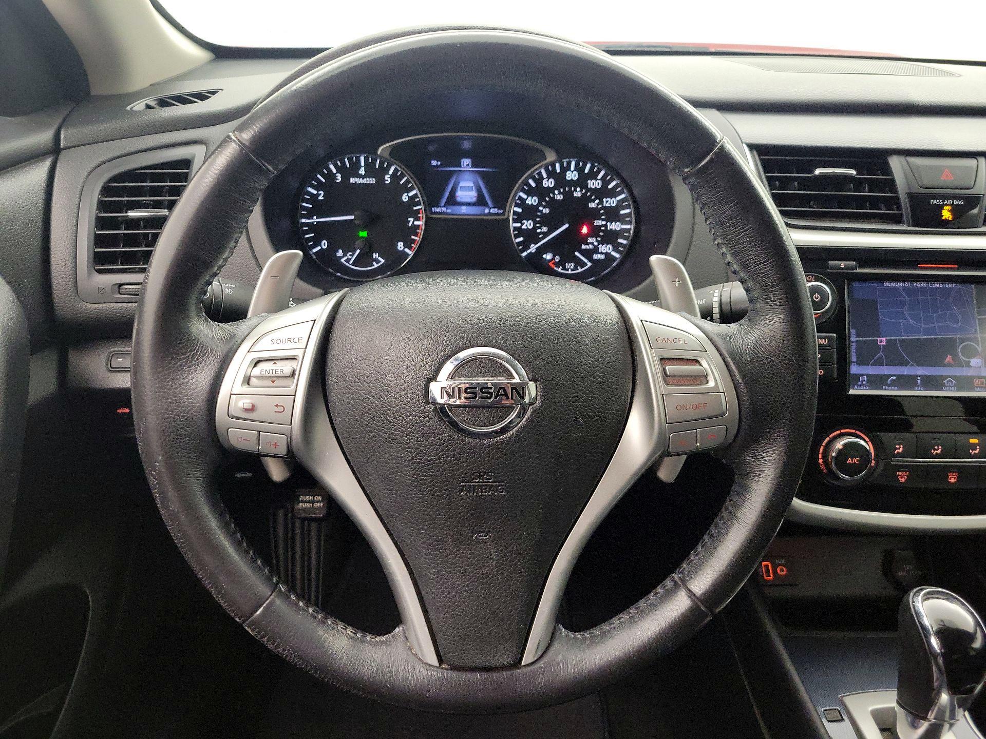 Thumbnail: 2018 Nissan Altima - 10