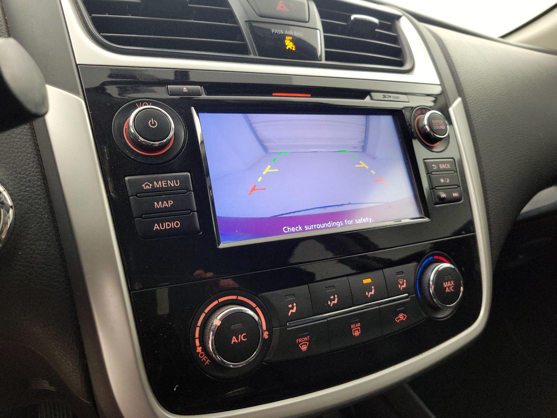 Thumbnail: 2018 Nissan Altima - 15